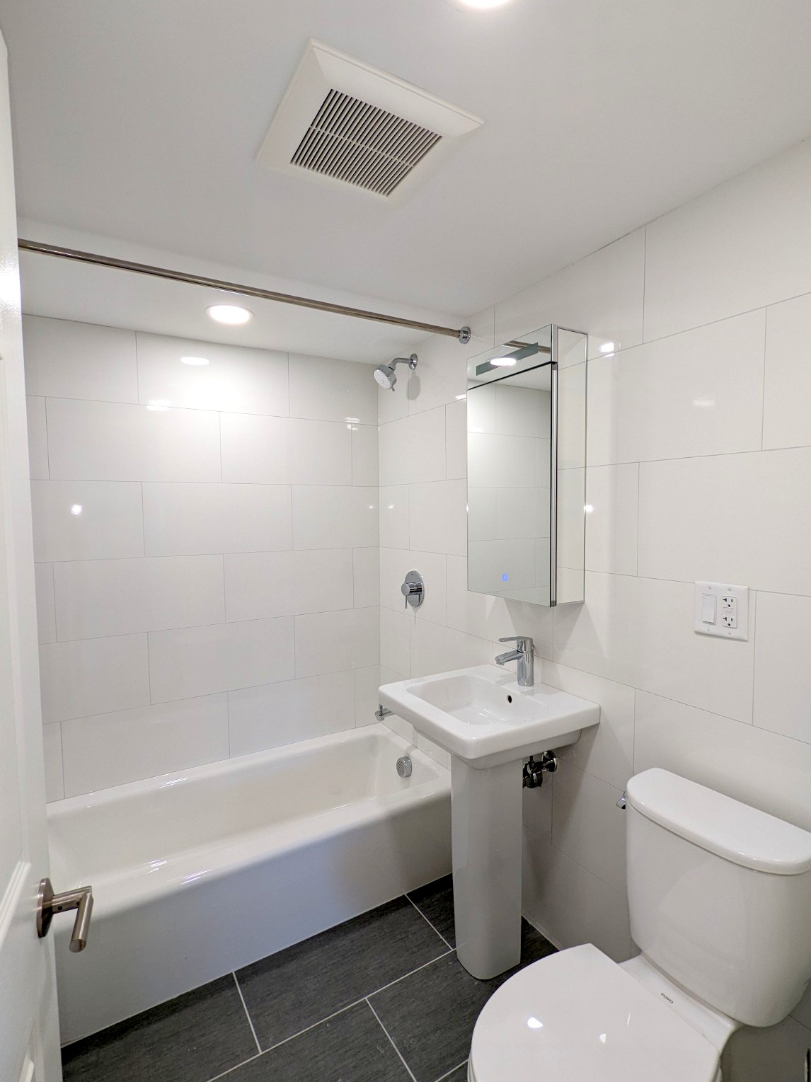 16 Trowbridge St, Harvard Square