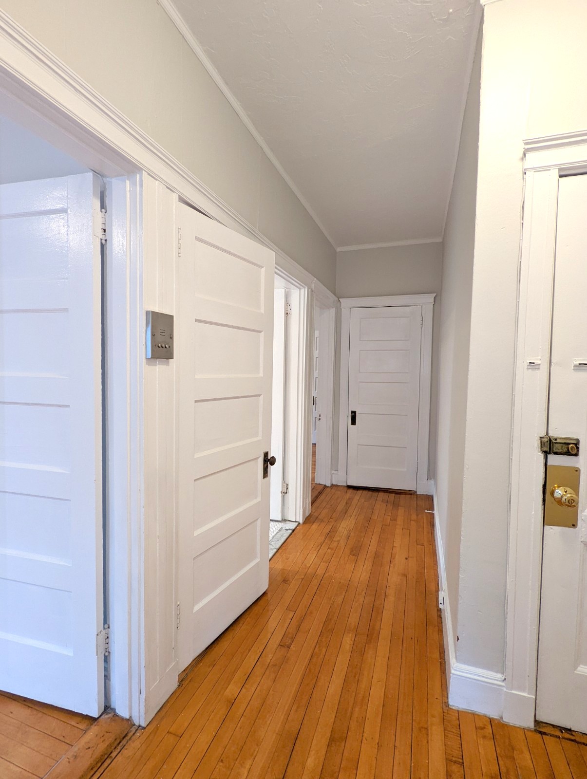 19 Pleasant St, Central Square