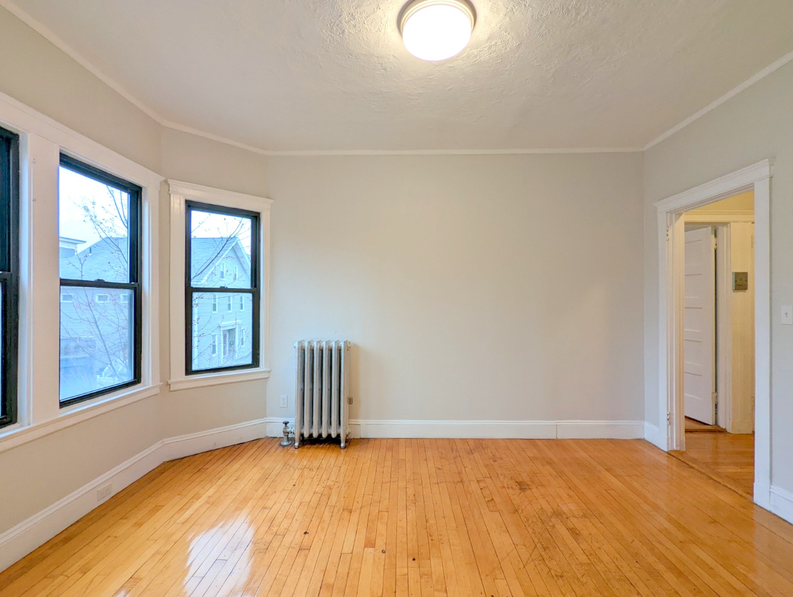 19 Pleasant St, Central Square