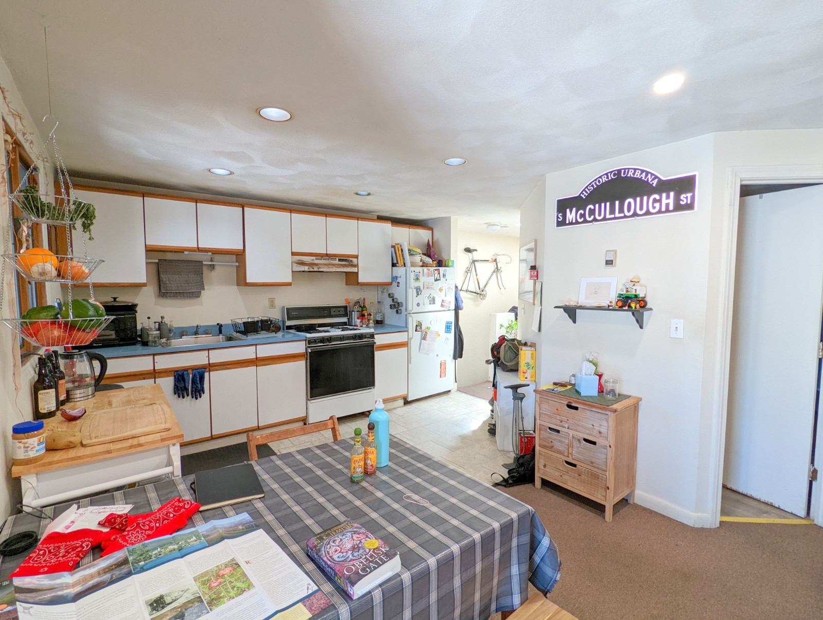 6 Evergreen Sq, Porter Square