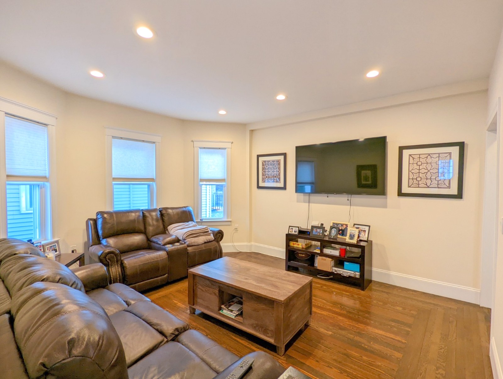 31 Bowen Ave, Medford