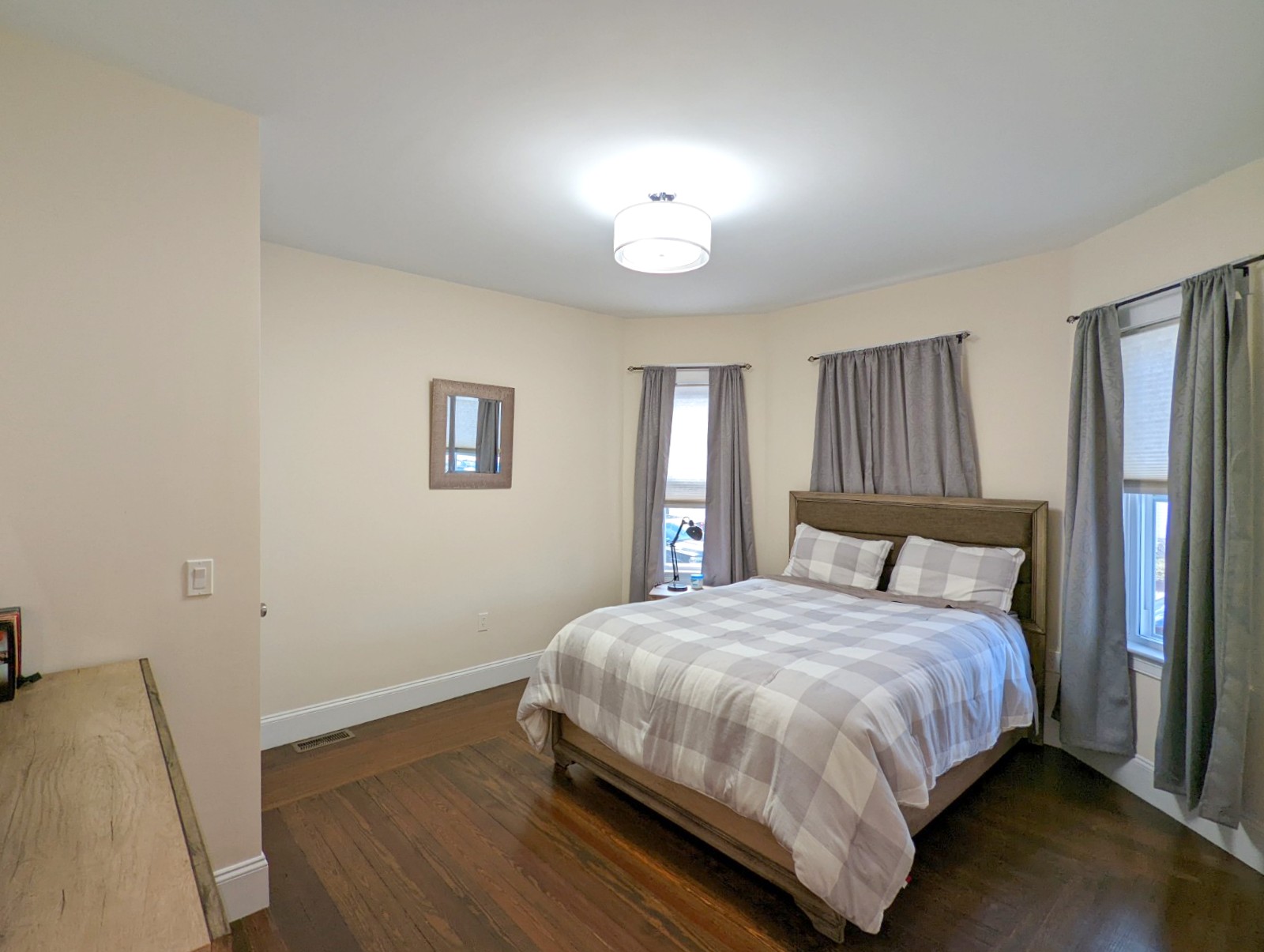 31 Bowen Ave, Medford