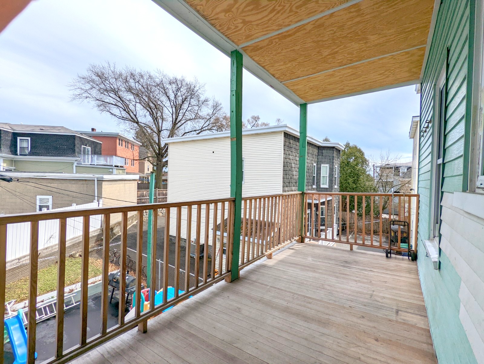 225 Holland St, Davis Square