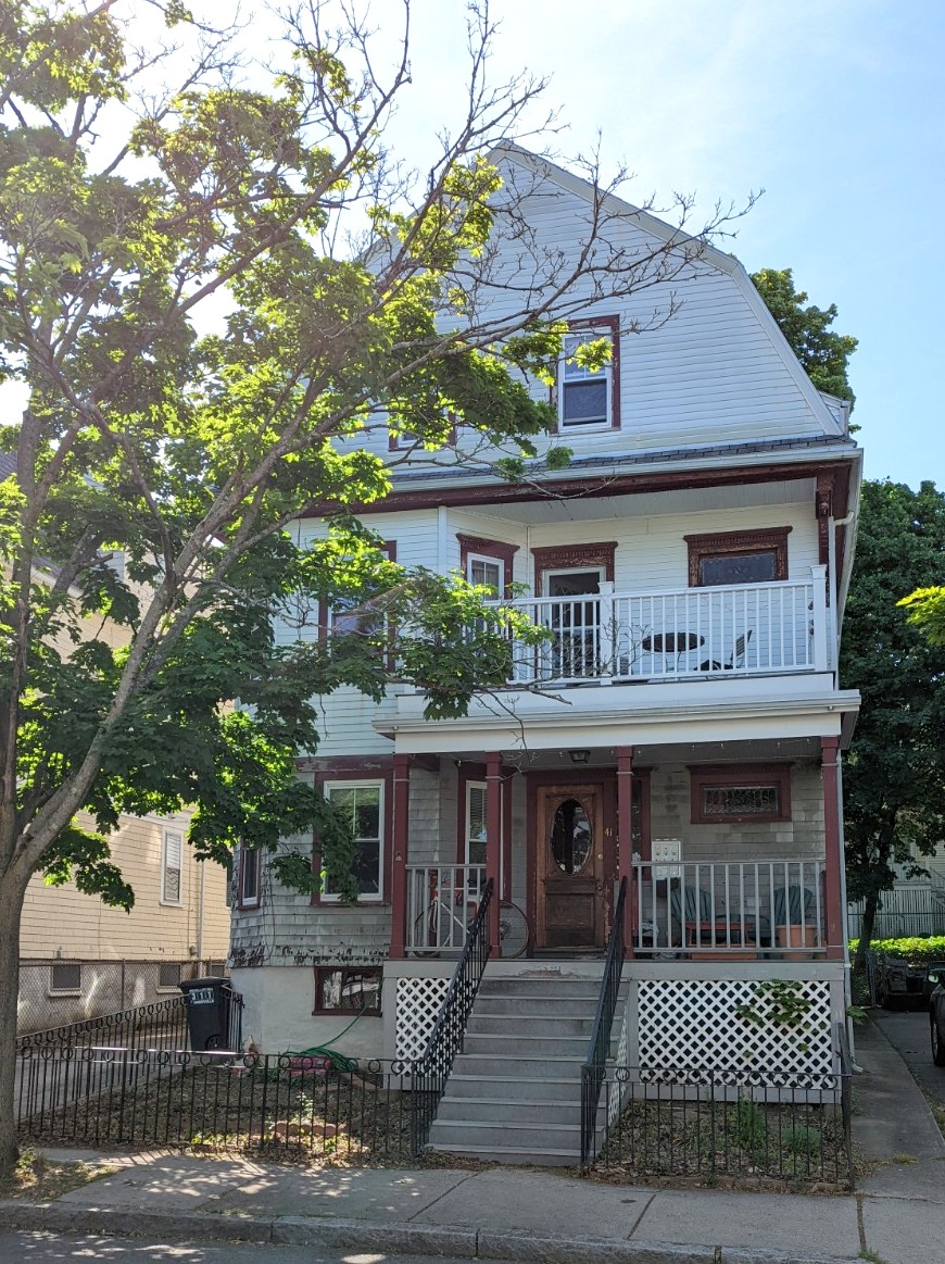 41 Bay State Ave, Ball Square