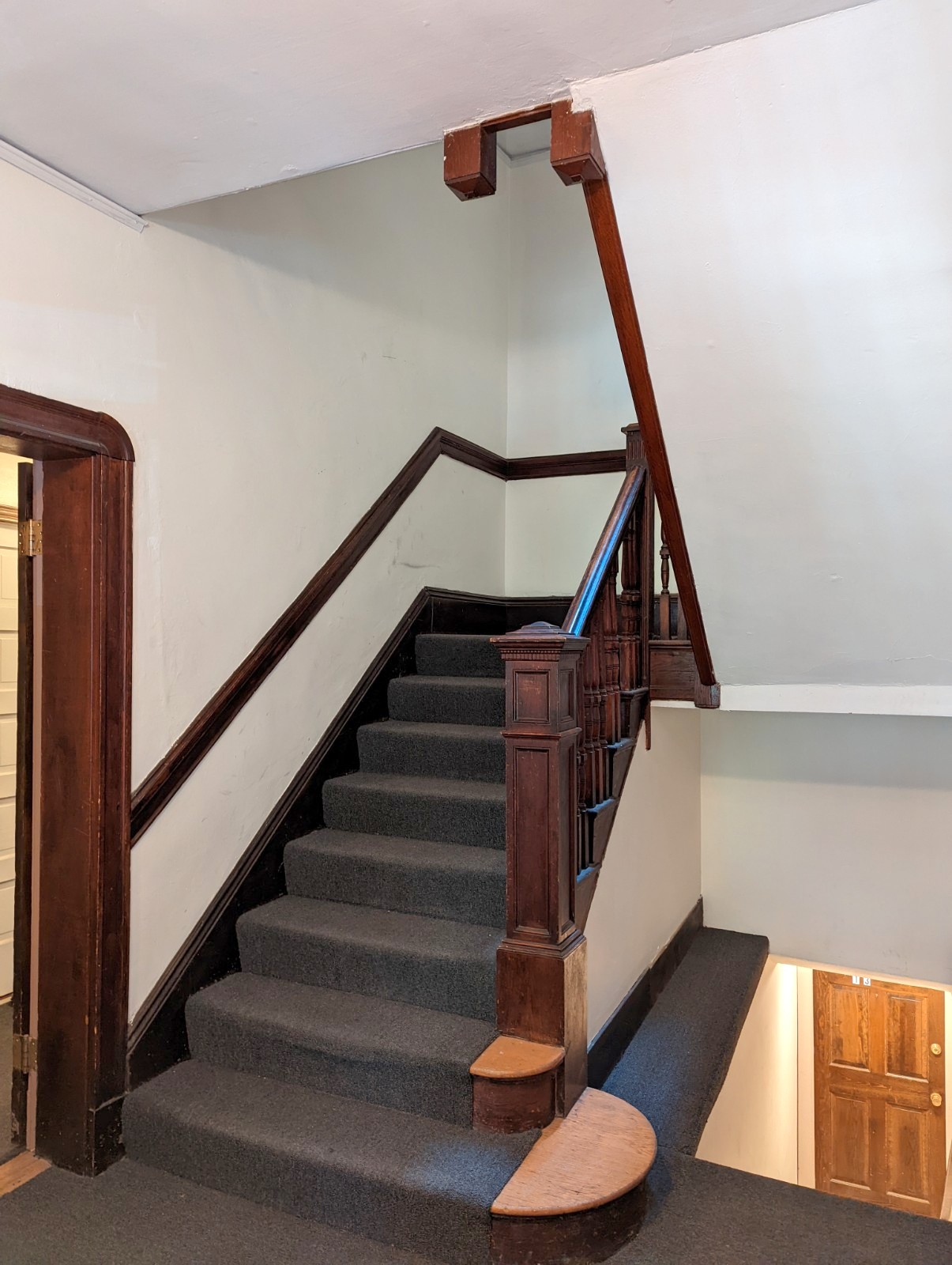 14 Garrison Ave, Teele Square