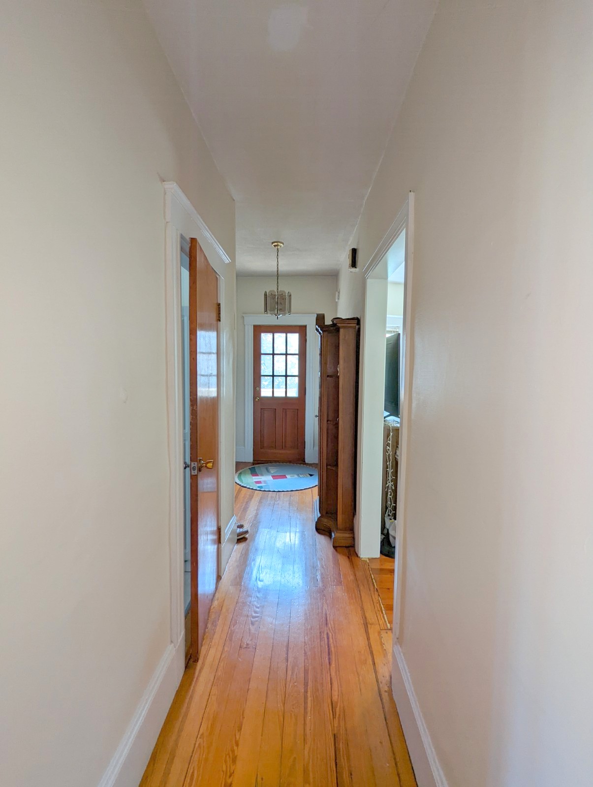 16 Hale Ave, Medford