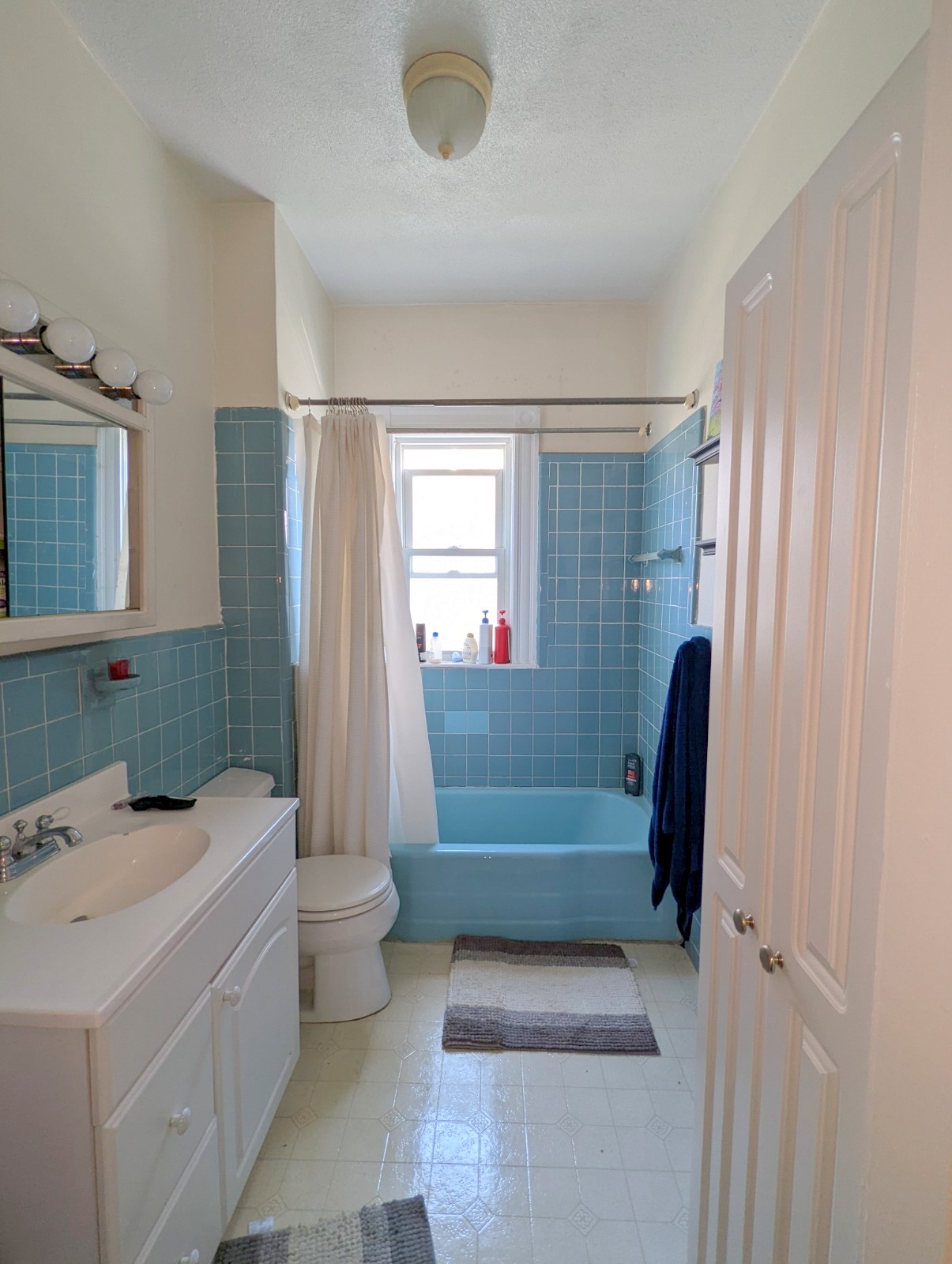 16 Hale Ave, Medford