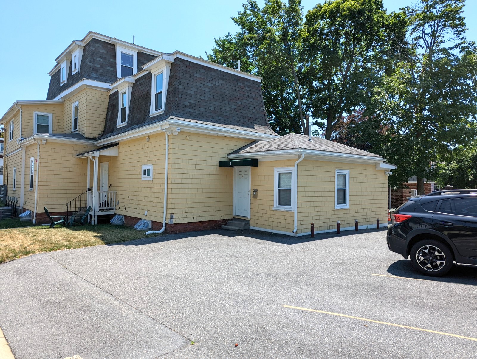 130 Sycamore St, Magoun Square