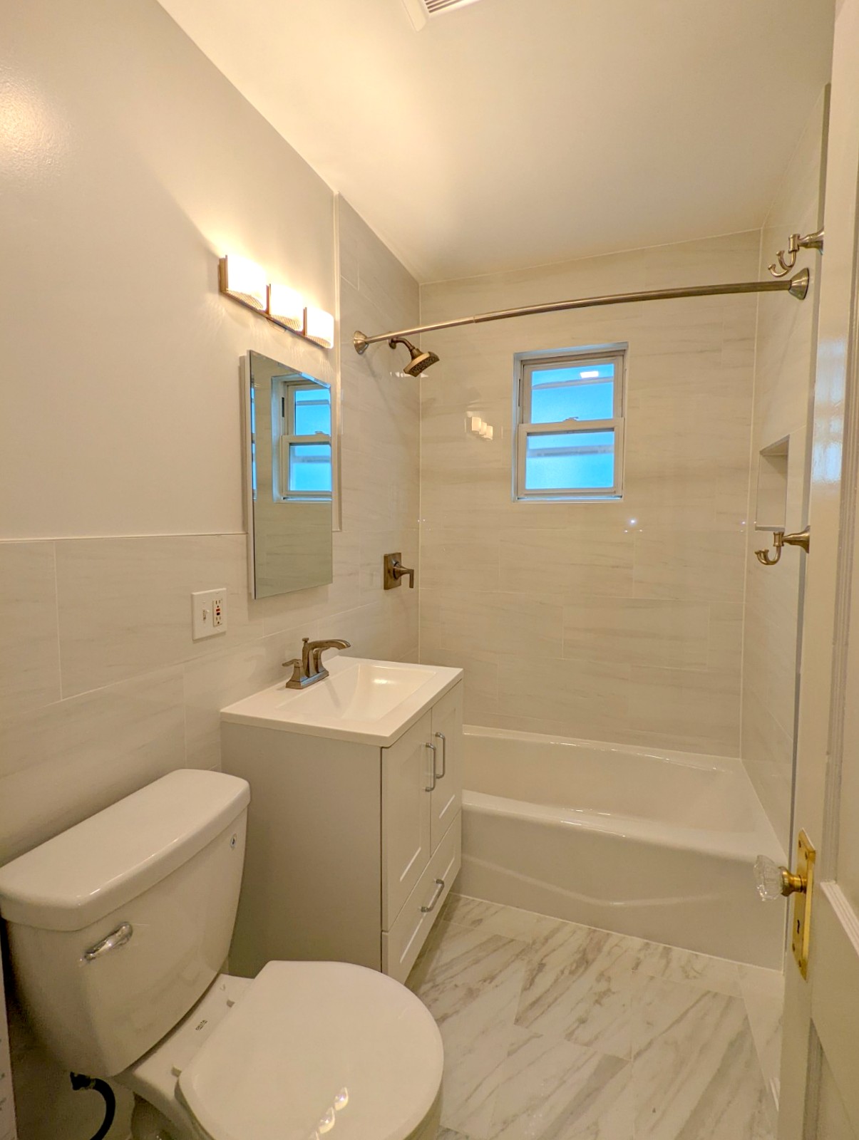 77 Fairfax St, Teele Square