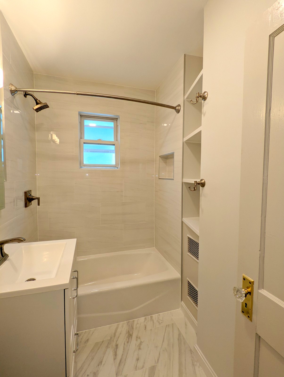 77 Fairfax St, Teele Square