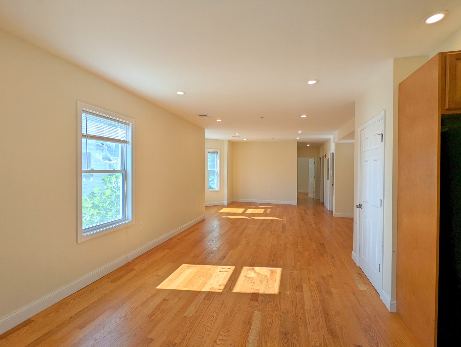 142 Holland St, Davis Square