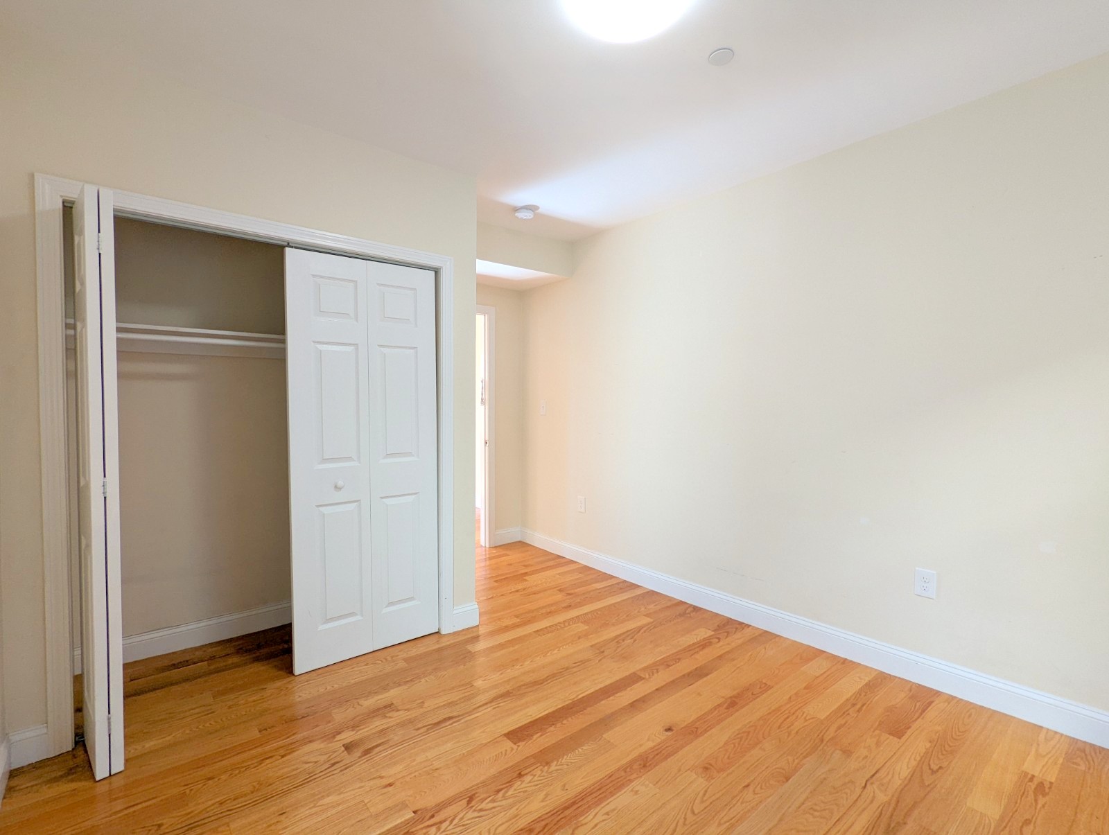 142 Holland St, Davis Square