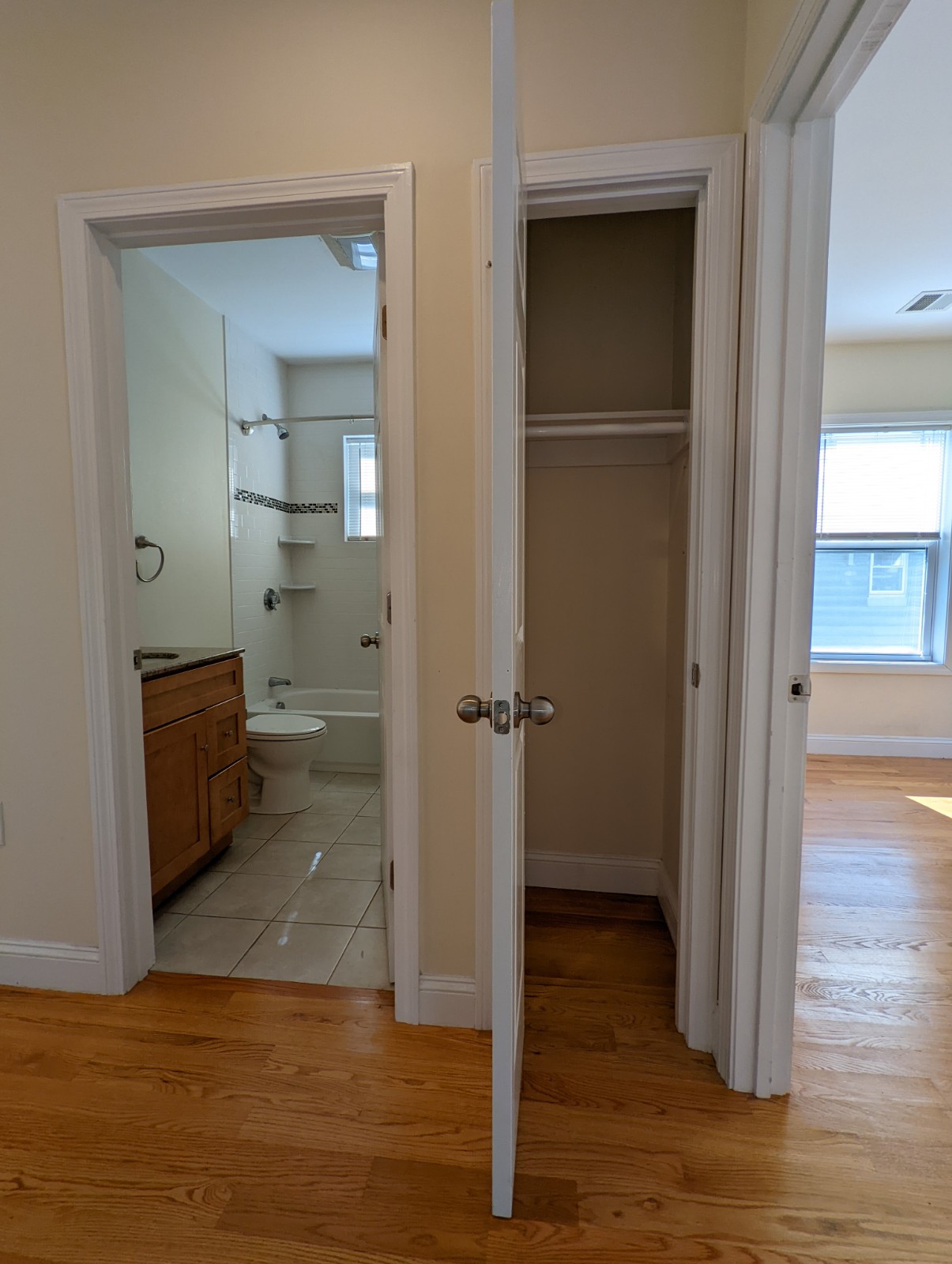 142 Holland St, Davis Square