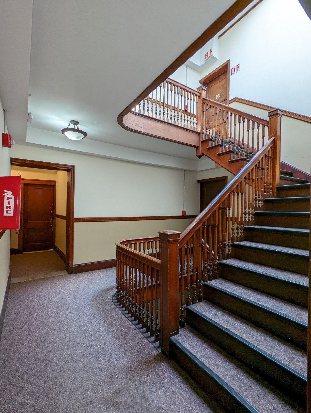 3 Linnaean St, Harvard Square