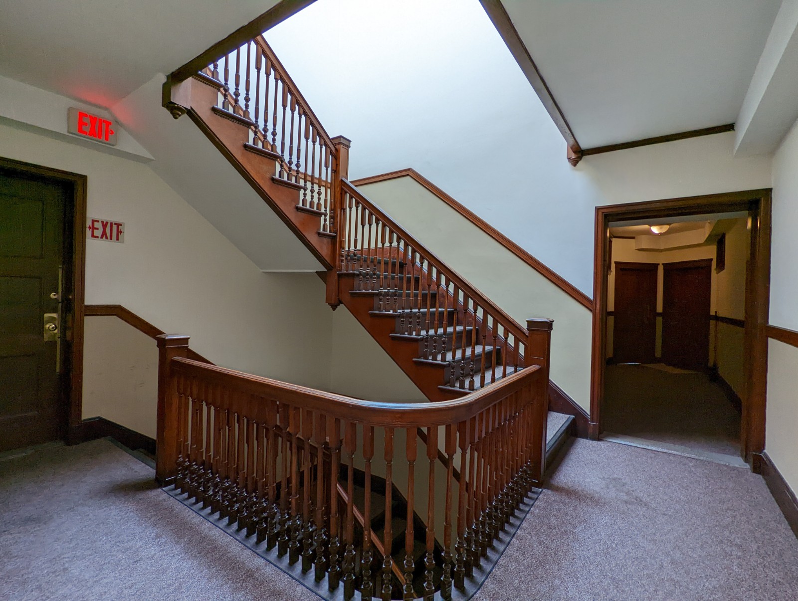 3 Linnaean St, Harvard Square