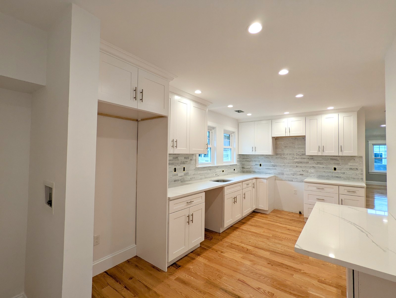 34 Brimmer St, Watertown