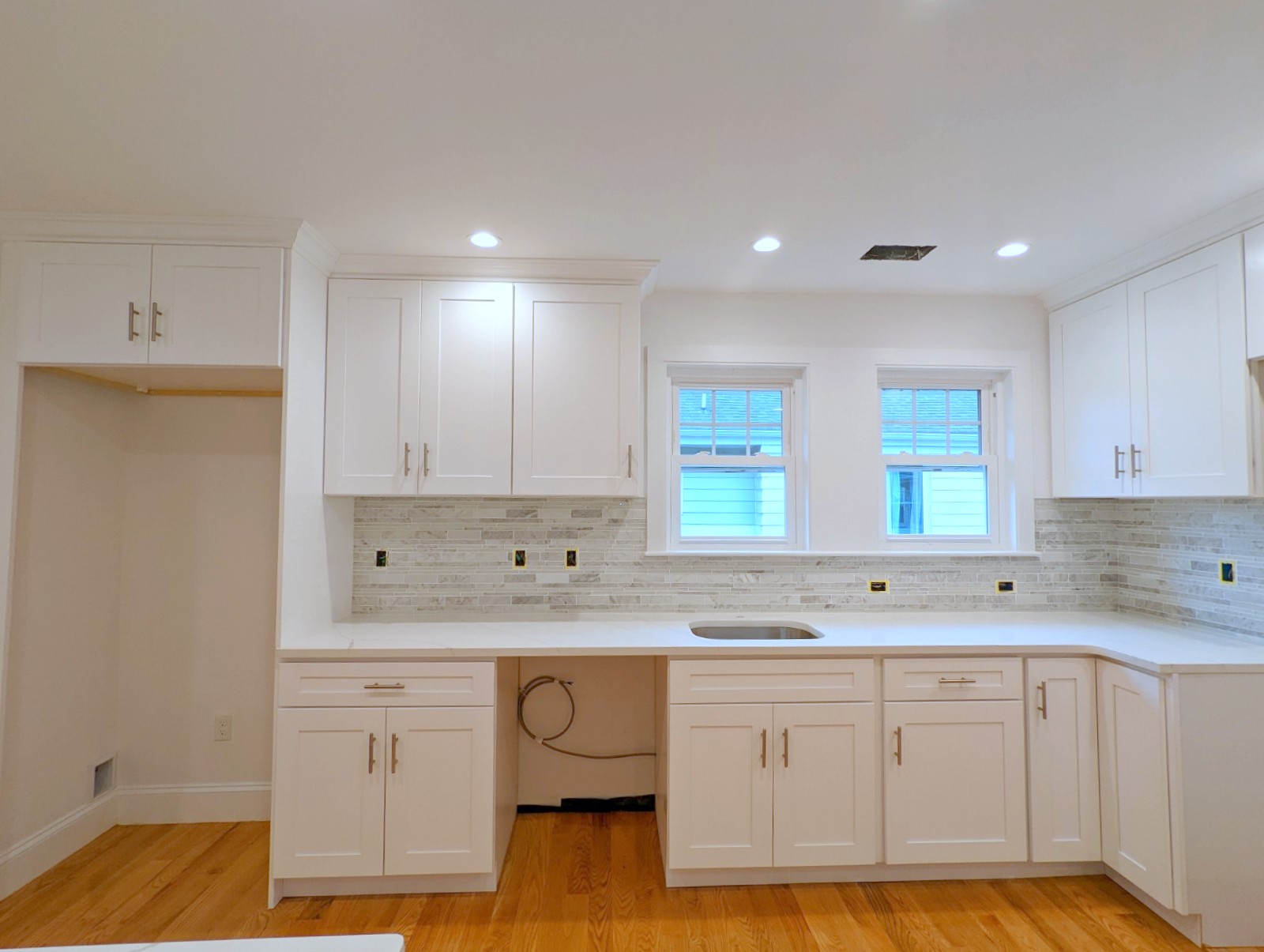 32 Brimmer St, Watertown