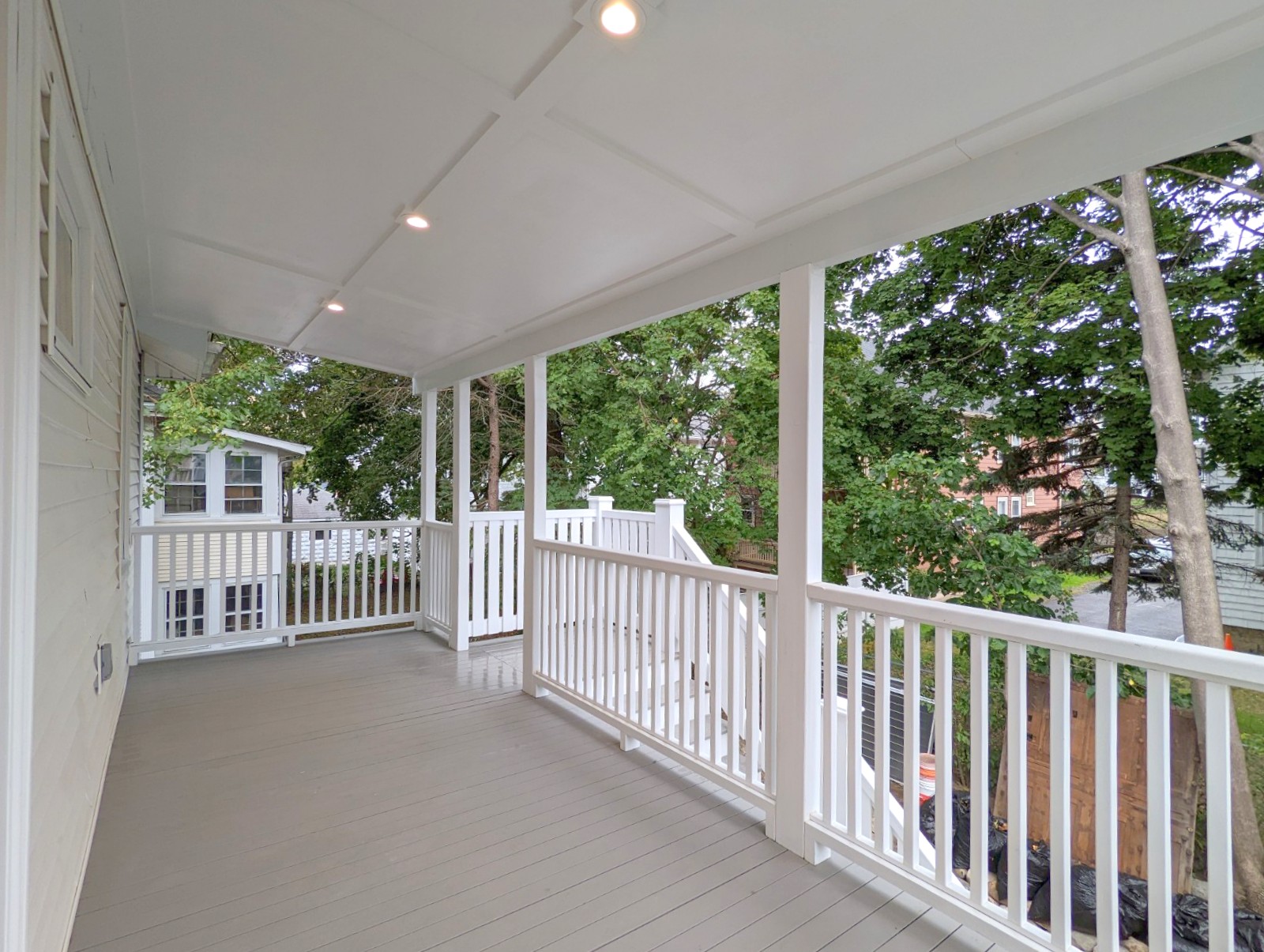 34 Brimmer St, Watertown