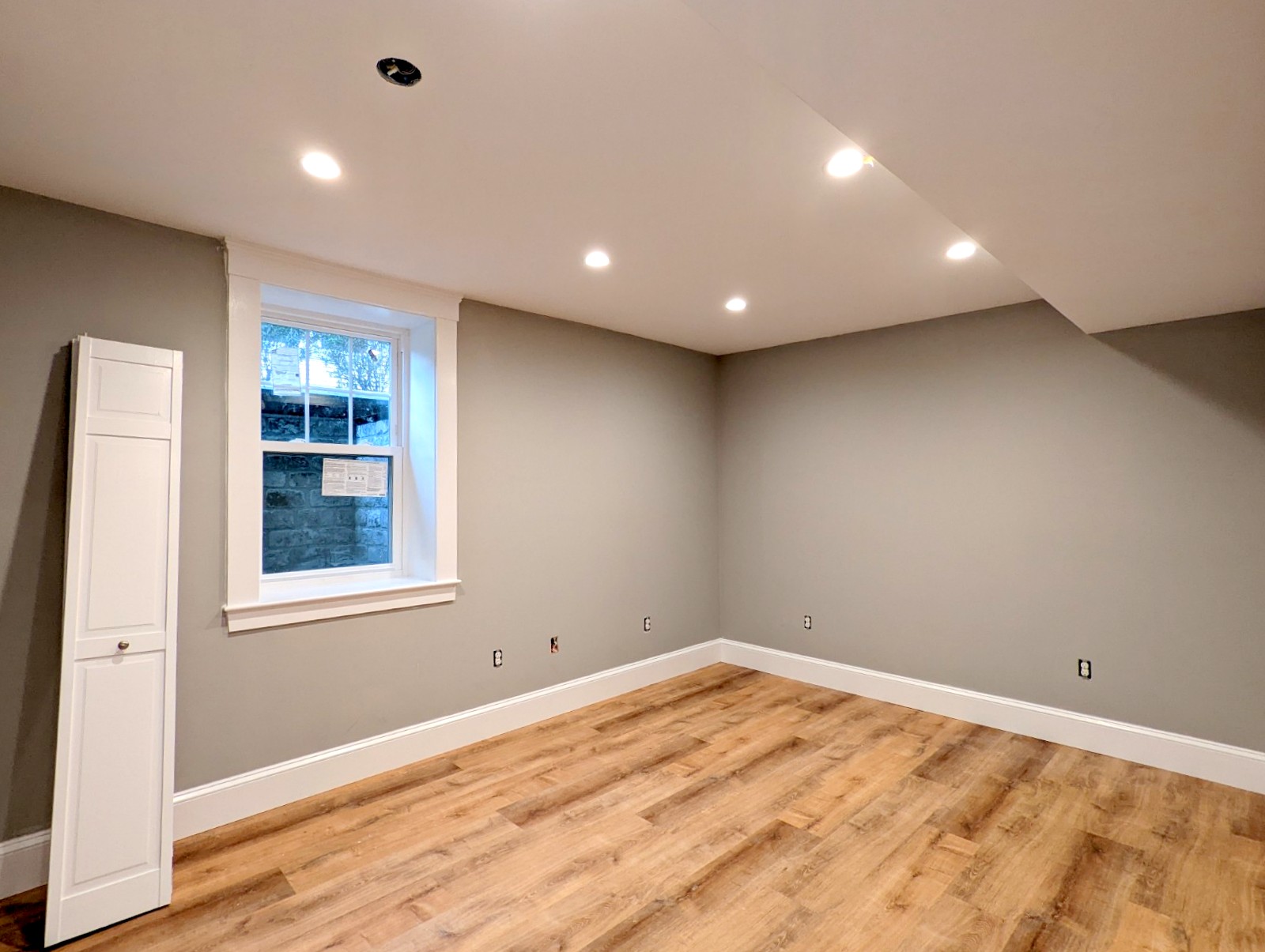 32 Brimmer St, Watertown