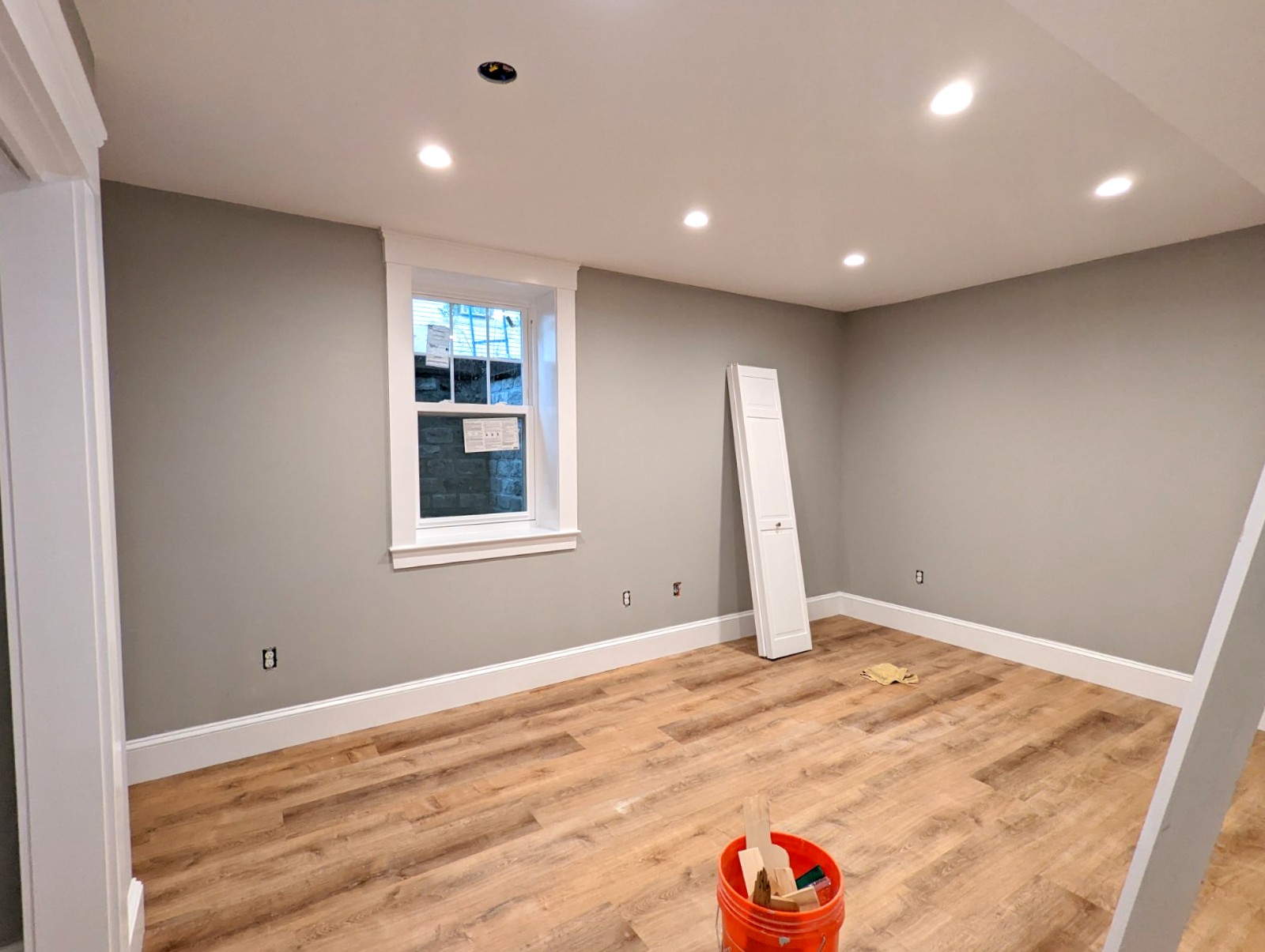 32 Brimmer St, Watertown