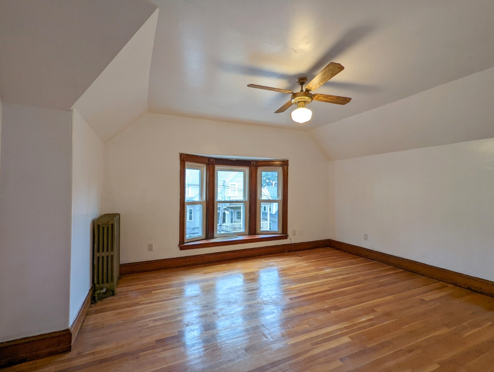 145 Lowell St, Spring Hill