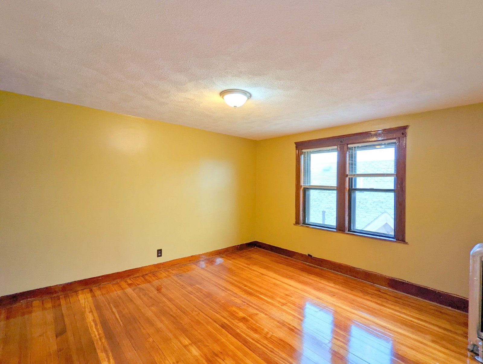 18 Fenwick St, Magoun Square