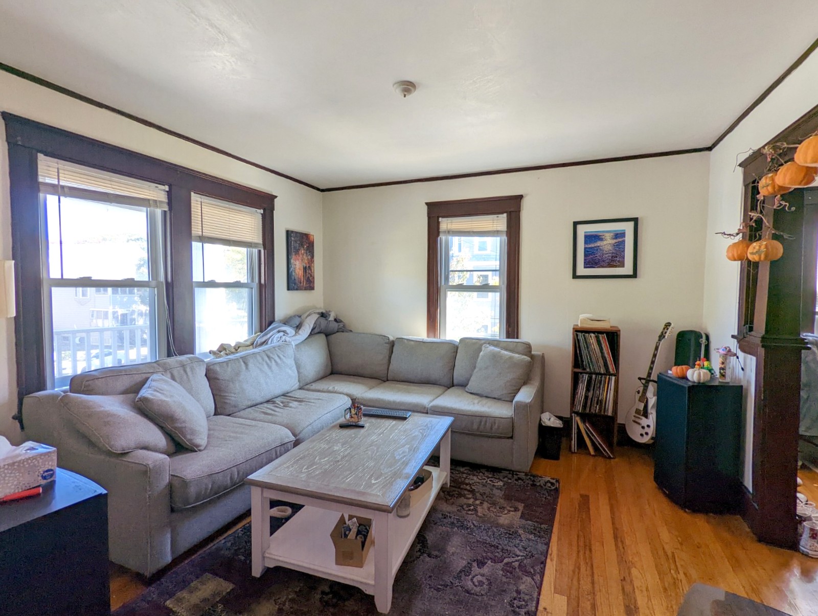 998 Broadway, Davis Square