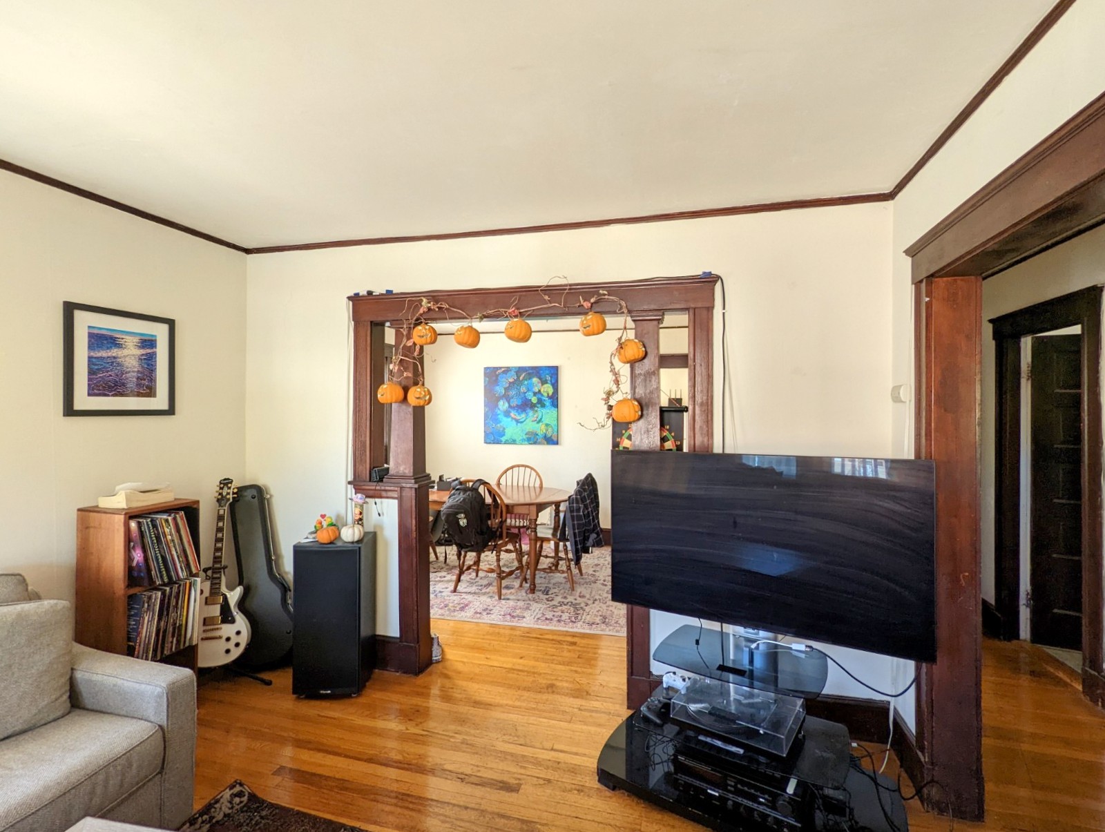 998 Broadway, Davis Square