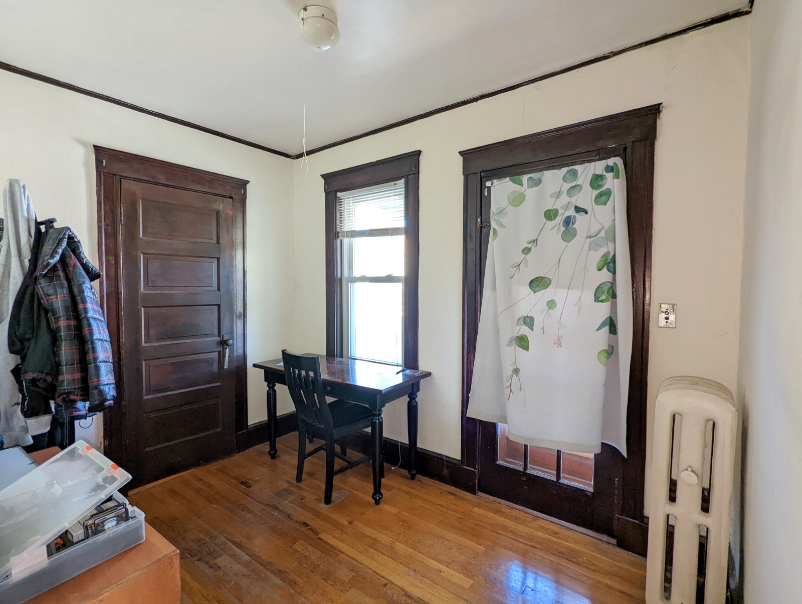 998 Broadway, Davis Square