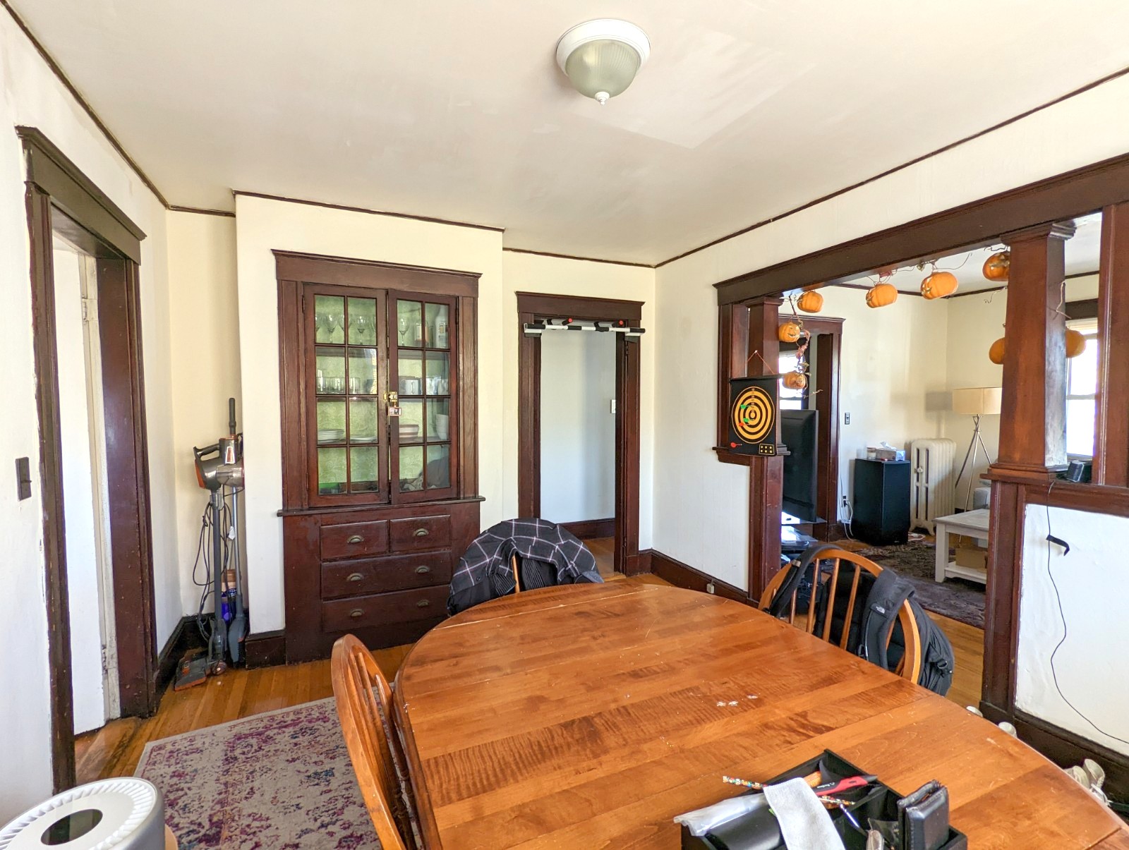 998 Broadway, Davis Square