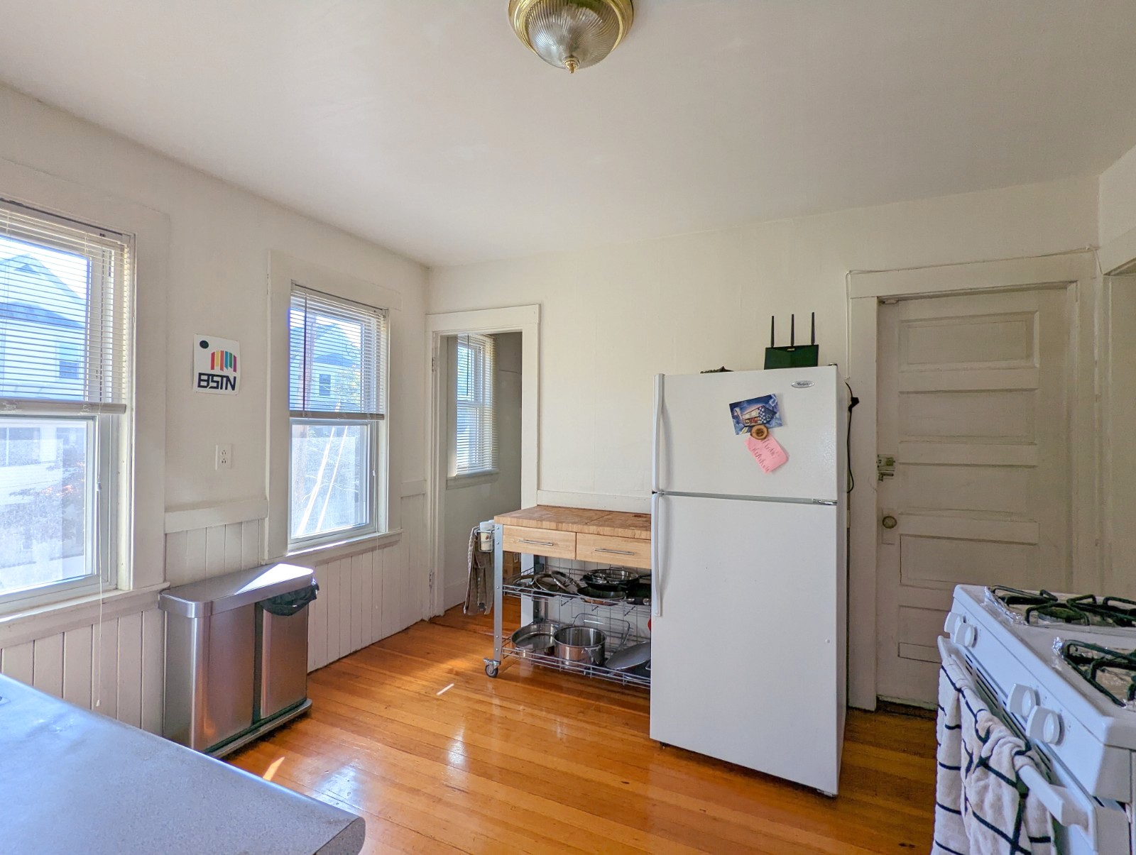 998 Broadway, Davis Square