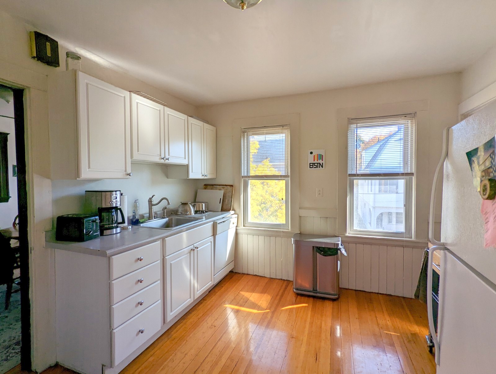 998 Broadway, Davis Square