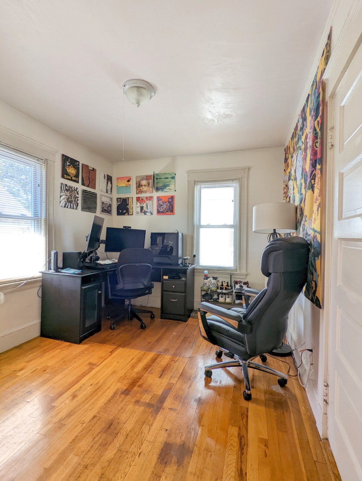 998 Broadway, Davis Square