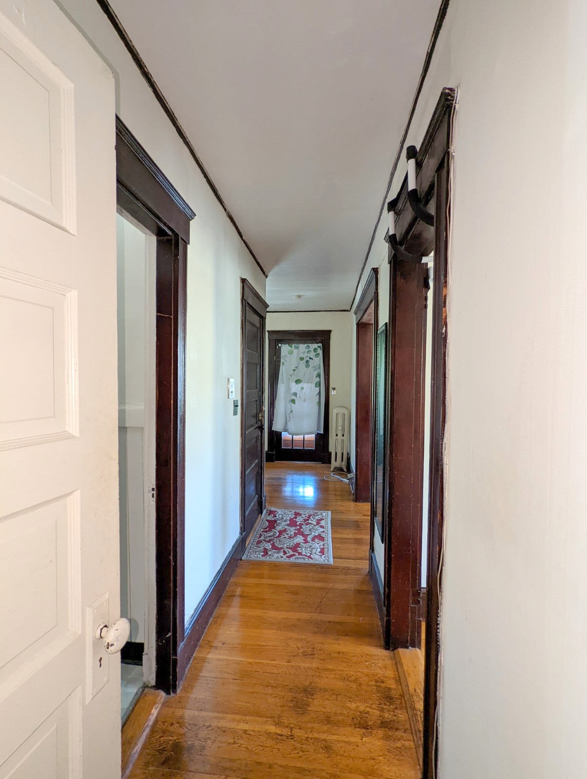 998 Broadway, Davis Square