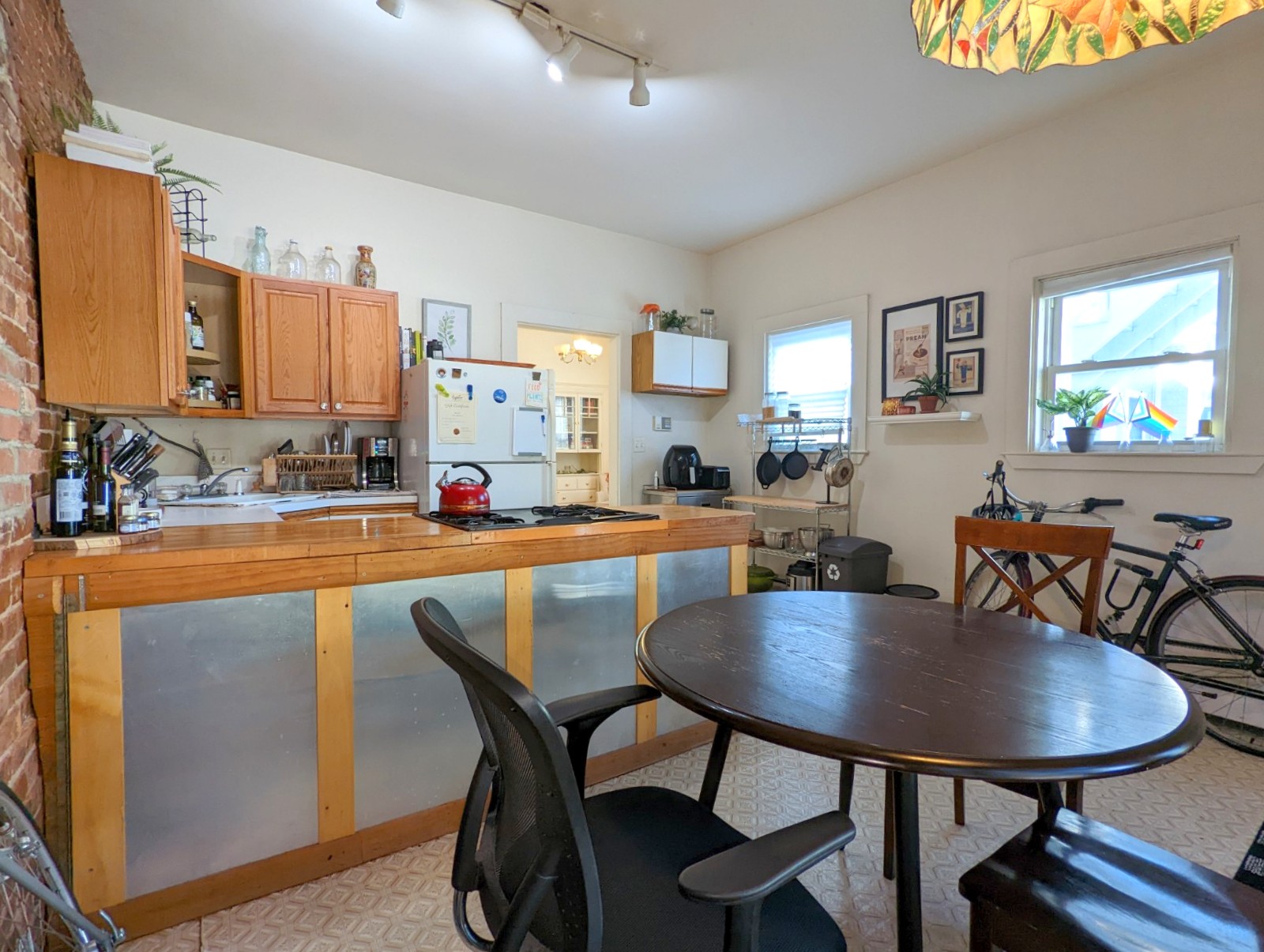 17 Howe St, Gilman Square