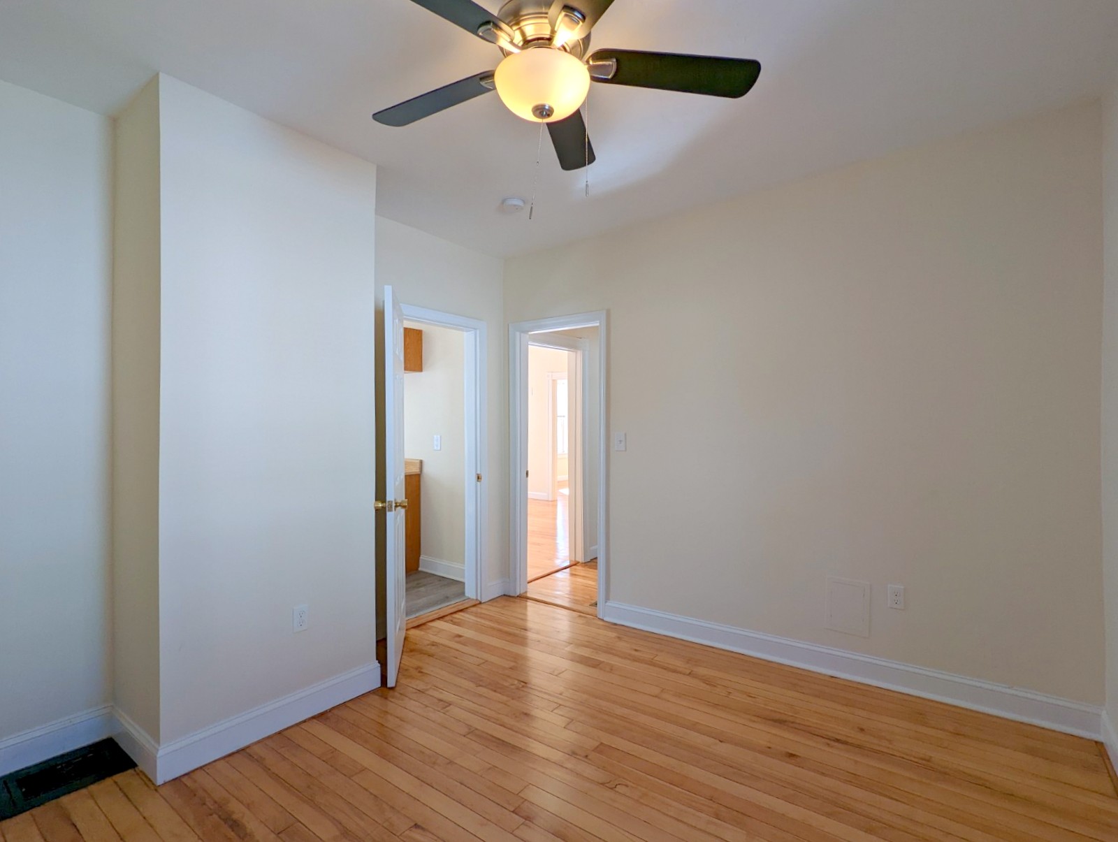 93 Madison Ave, Everett