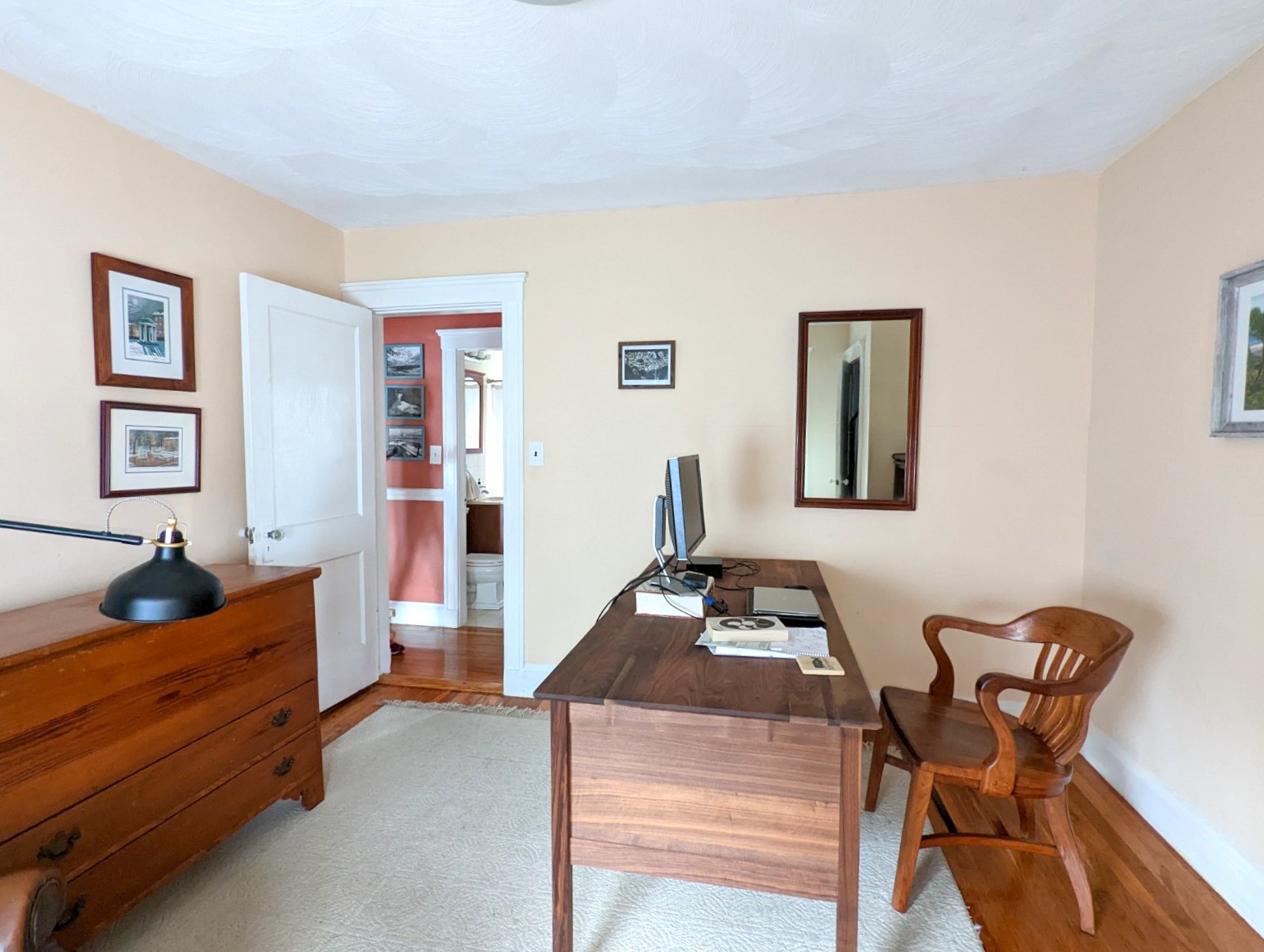 74 Cotting St, Medford