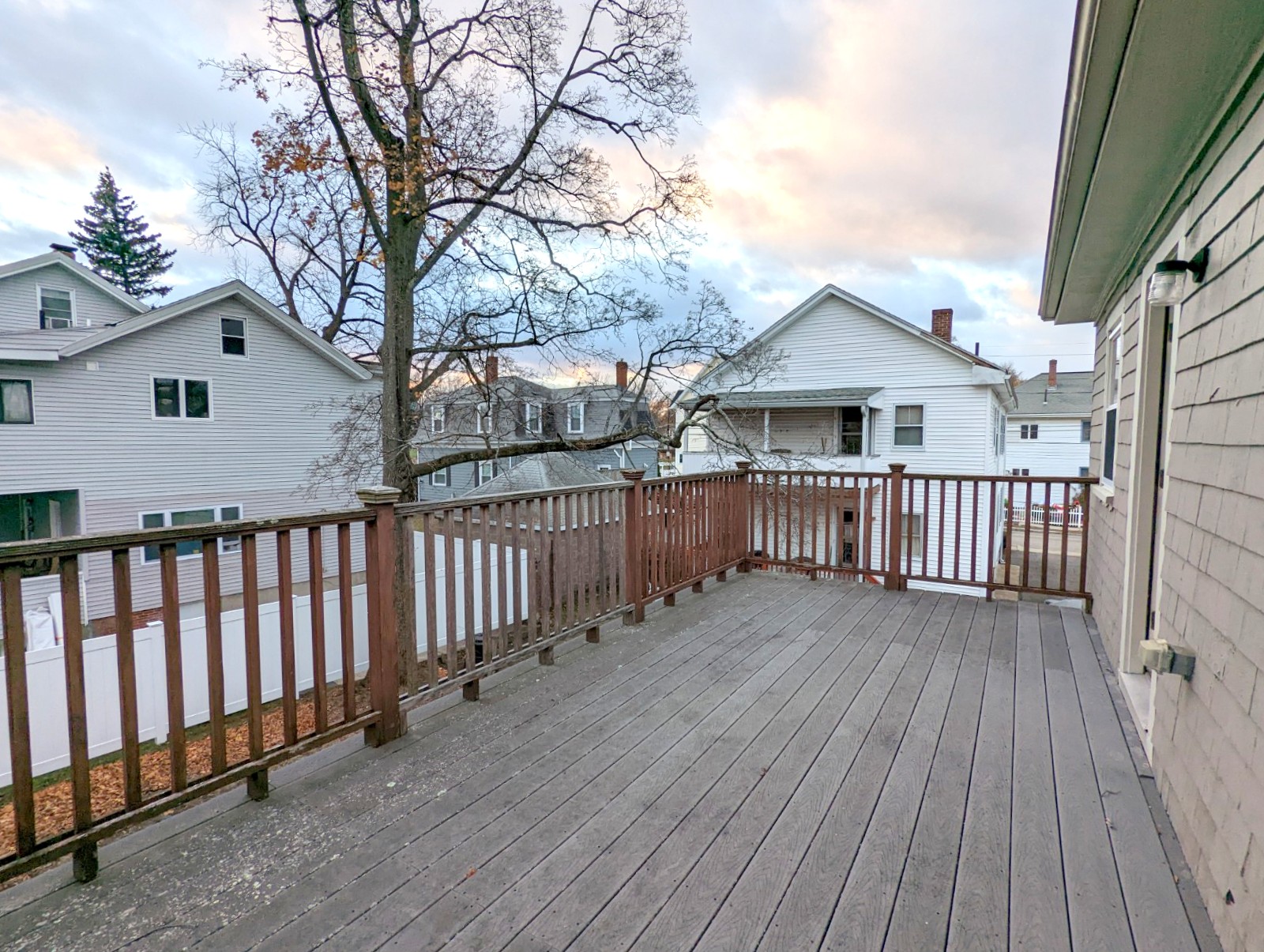 66 Thomas St, Medford