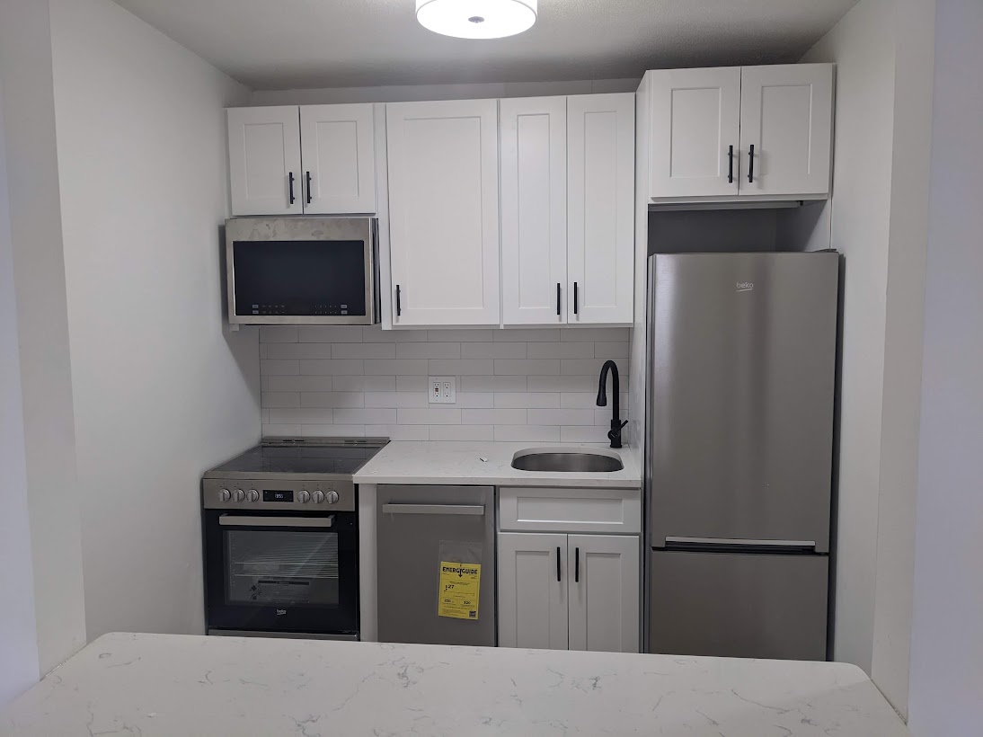 741 6th St, South Boston