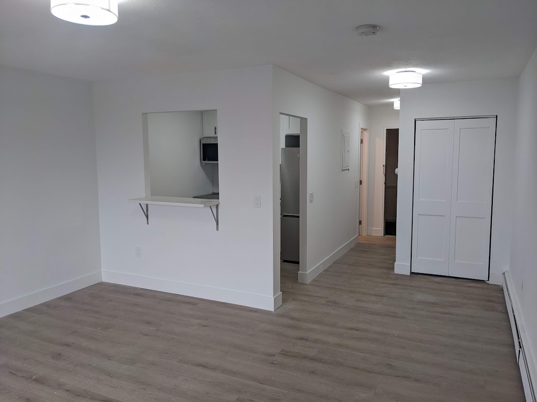 741 6th St, South Boston