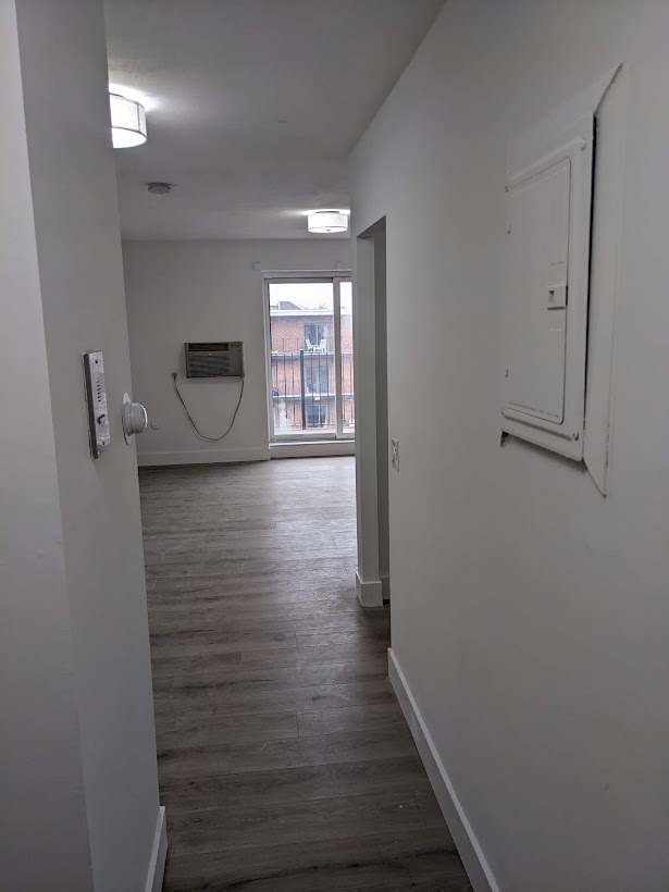 741 6th St, South Boston