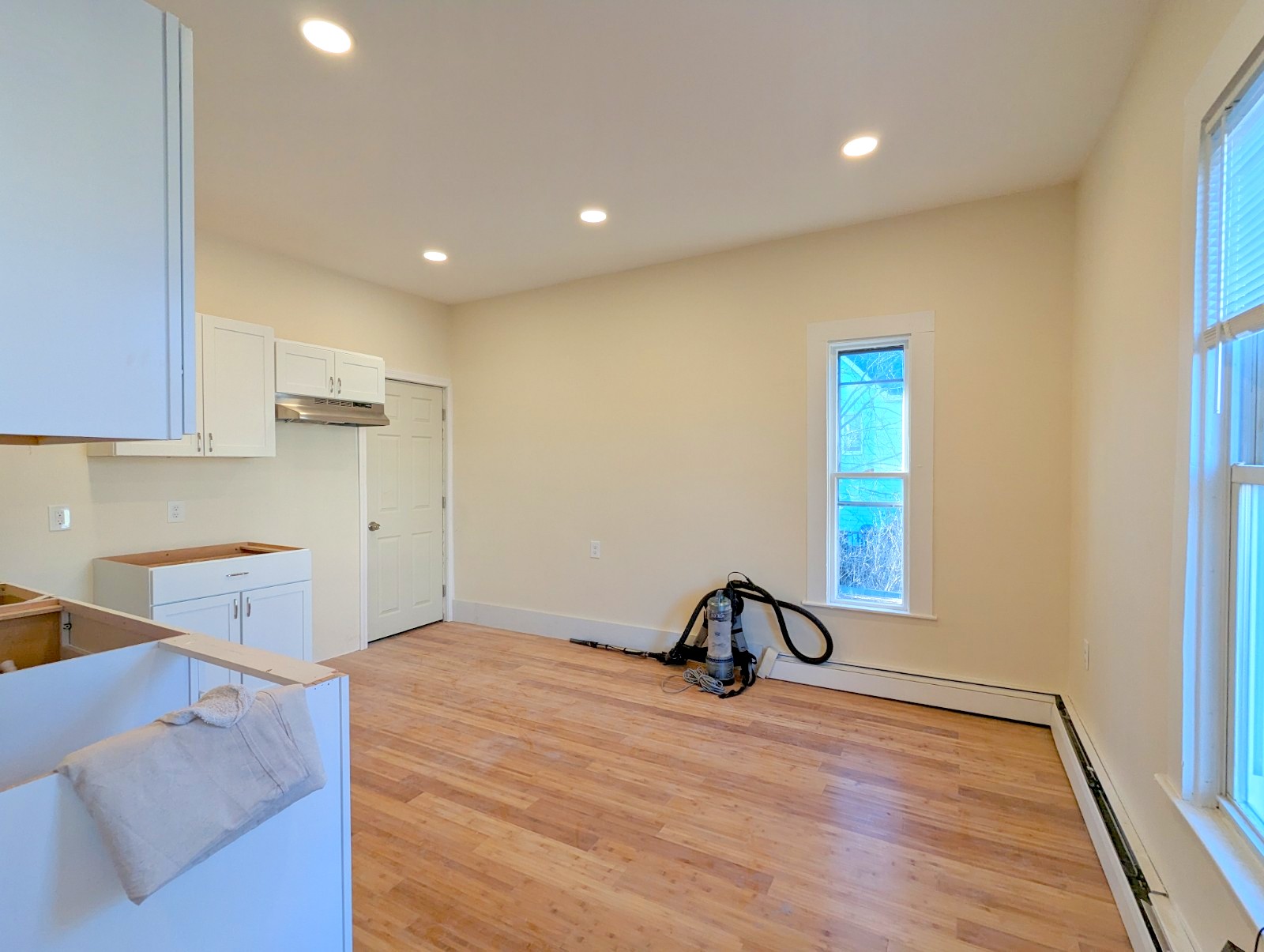 19 Cameron Ave, Davis Square