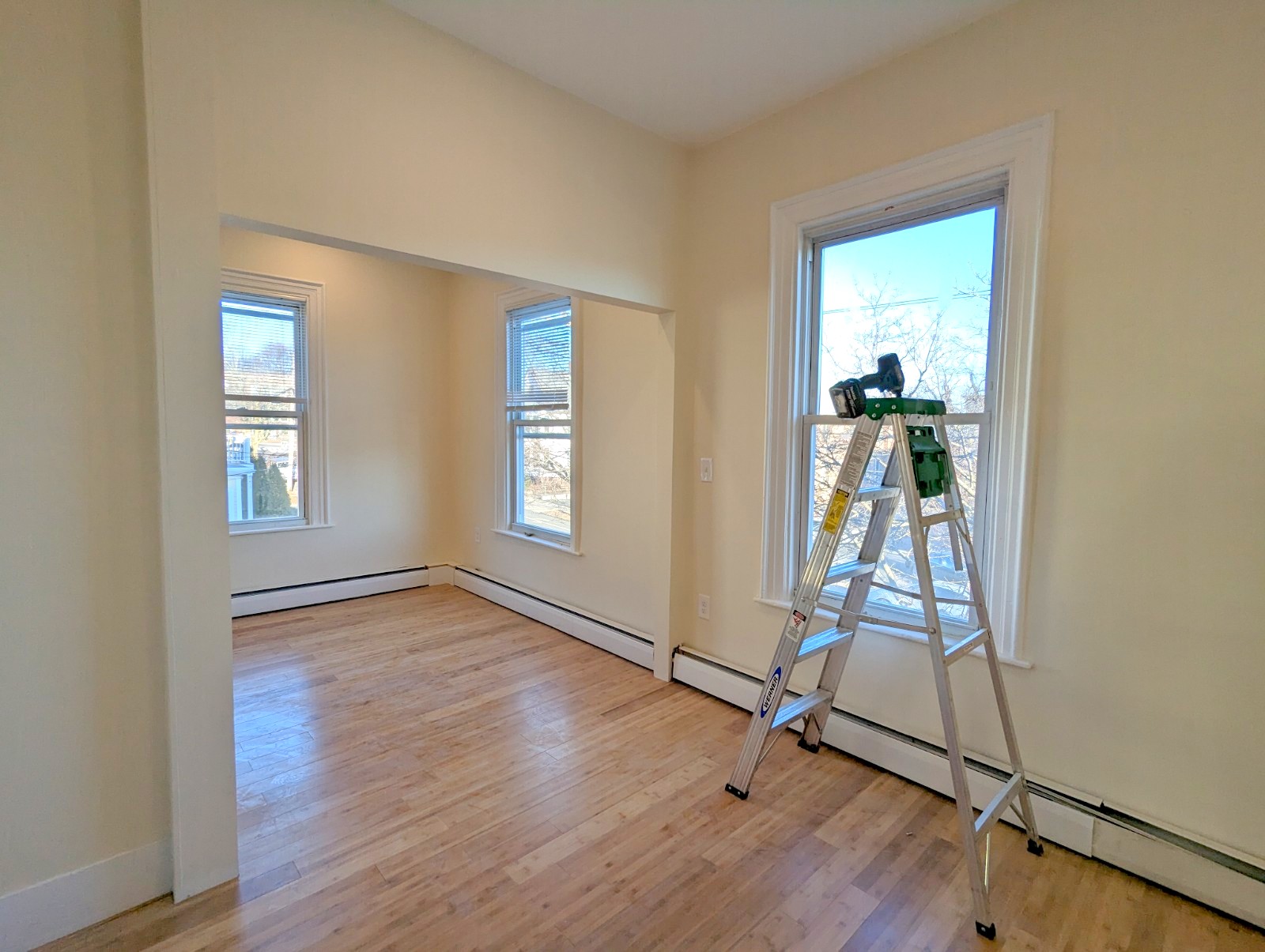 19 Cameron Ave, Davis Square