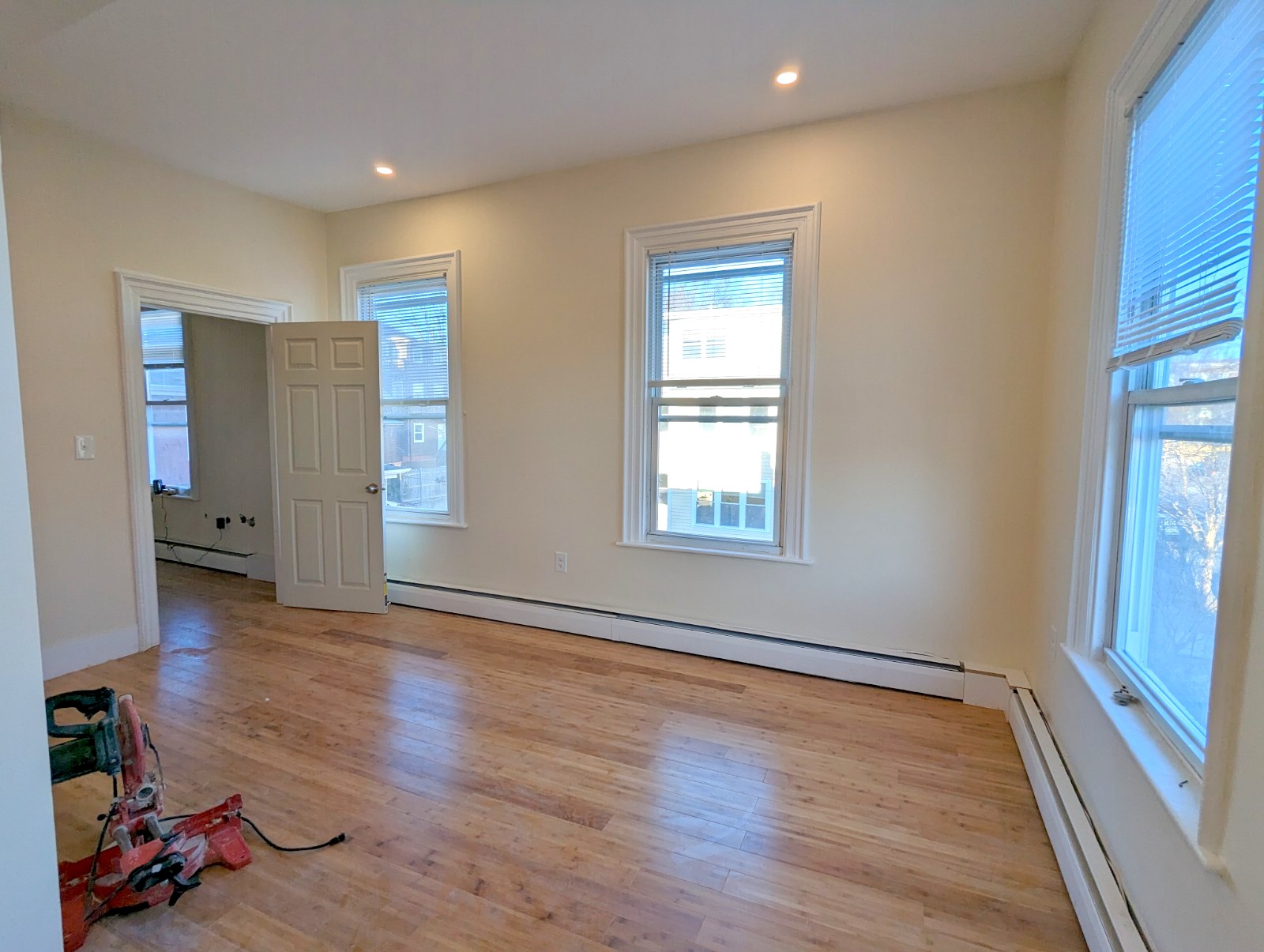 19 Cameron Ave, Davis Square