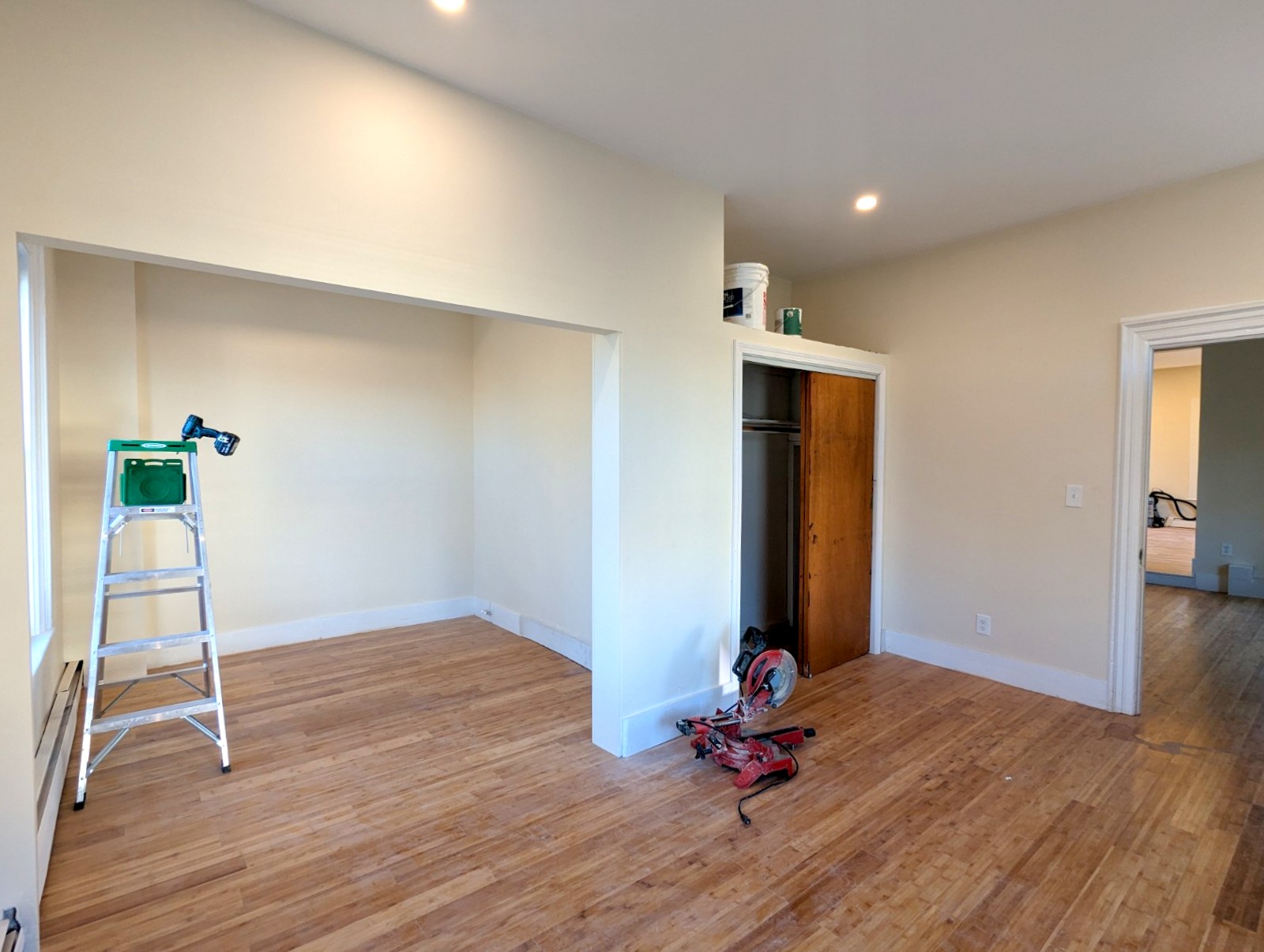 19 Cameron Ave, Davis Square