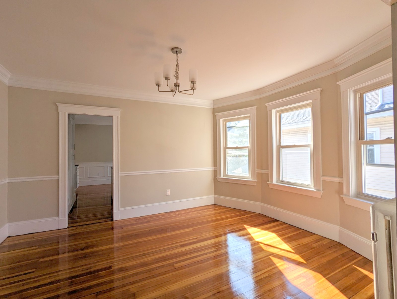 35 Trowbridge St, Arlington