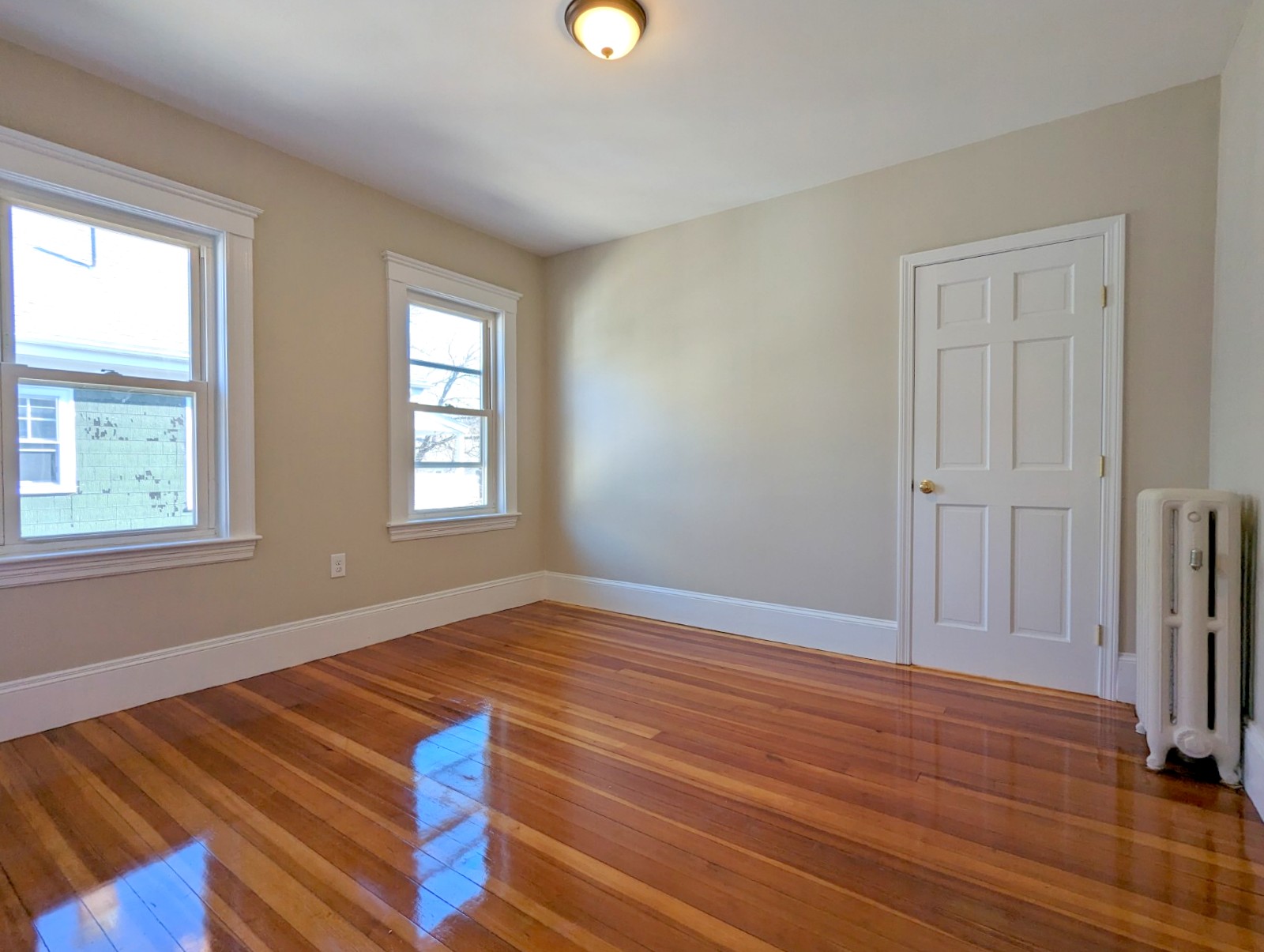 35 Trowbridge St, Arlington