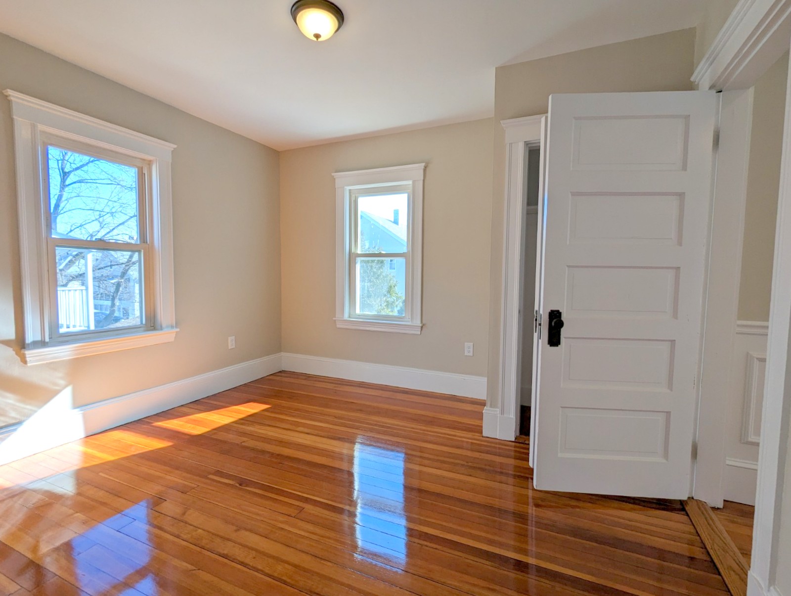 35 Trowbridge St, Arlington