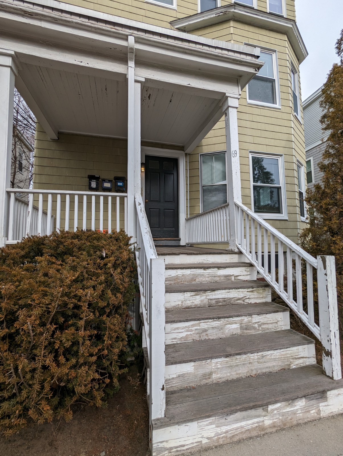 69 Raymond Ave, Teele Square