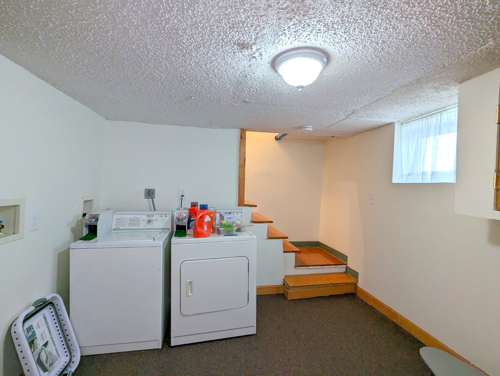 6 Bradford Ave, Medford